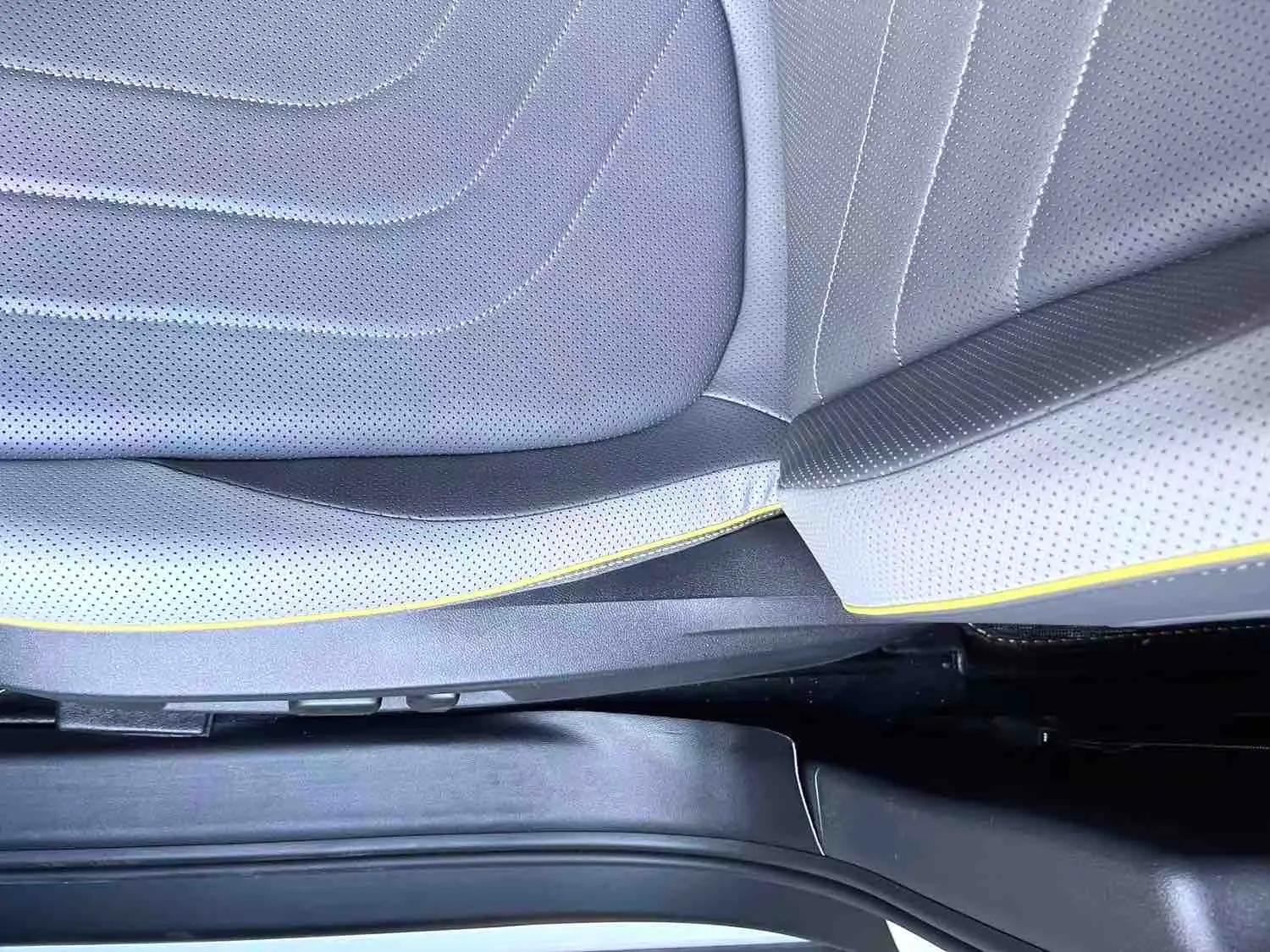 Volkswagen 2024 ID. 3 Outstanding Edition Automatic Transmission 6