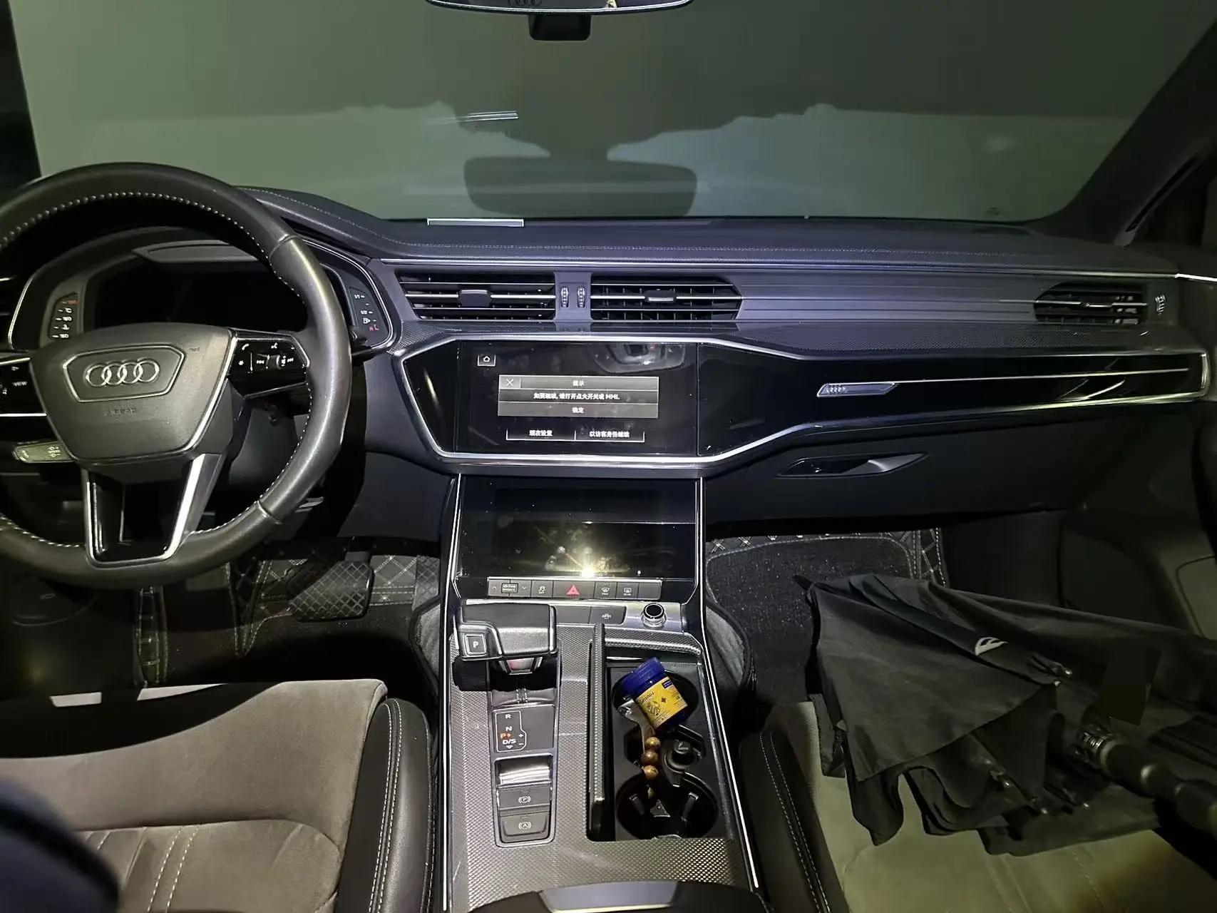 Audi A6L 2021 45 TFSI Selected Dynamic Type 3