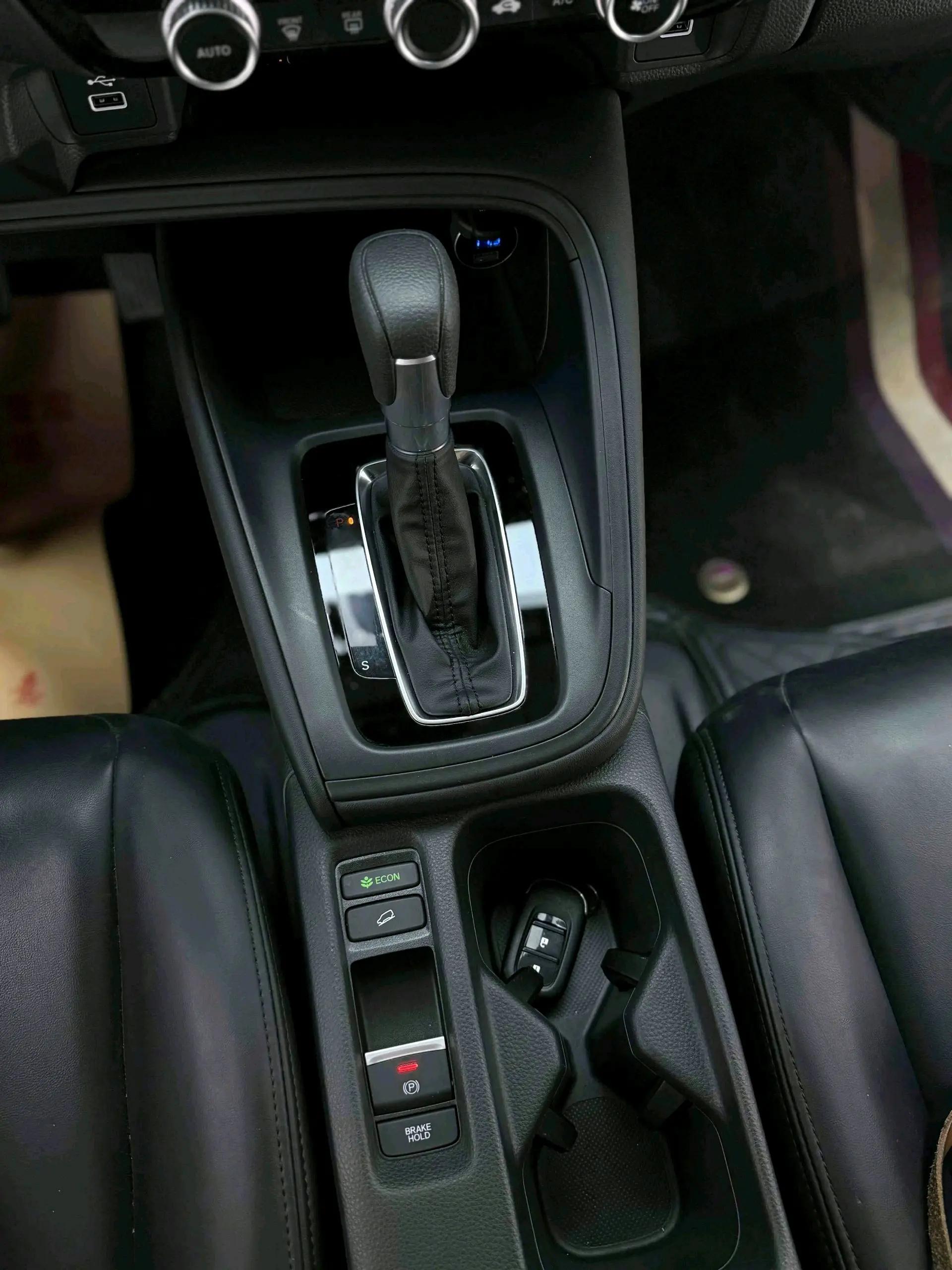 Binzhi 2023 1.5L CVT Low Edition 3