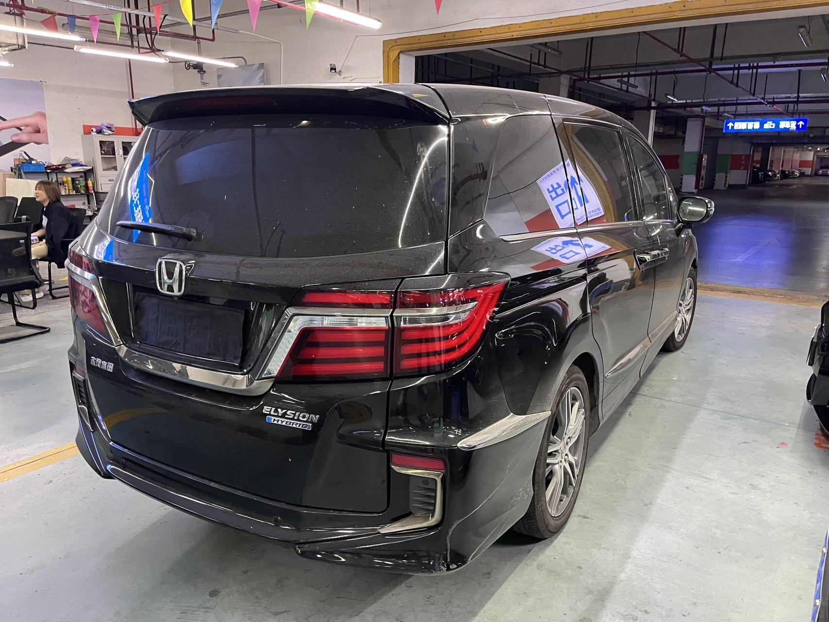 Elyson 2019 2.0L Hybrid Deluxe Edition 4