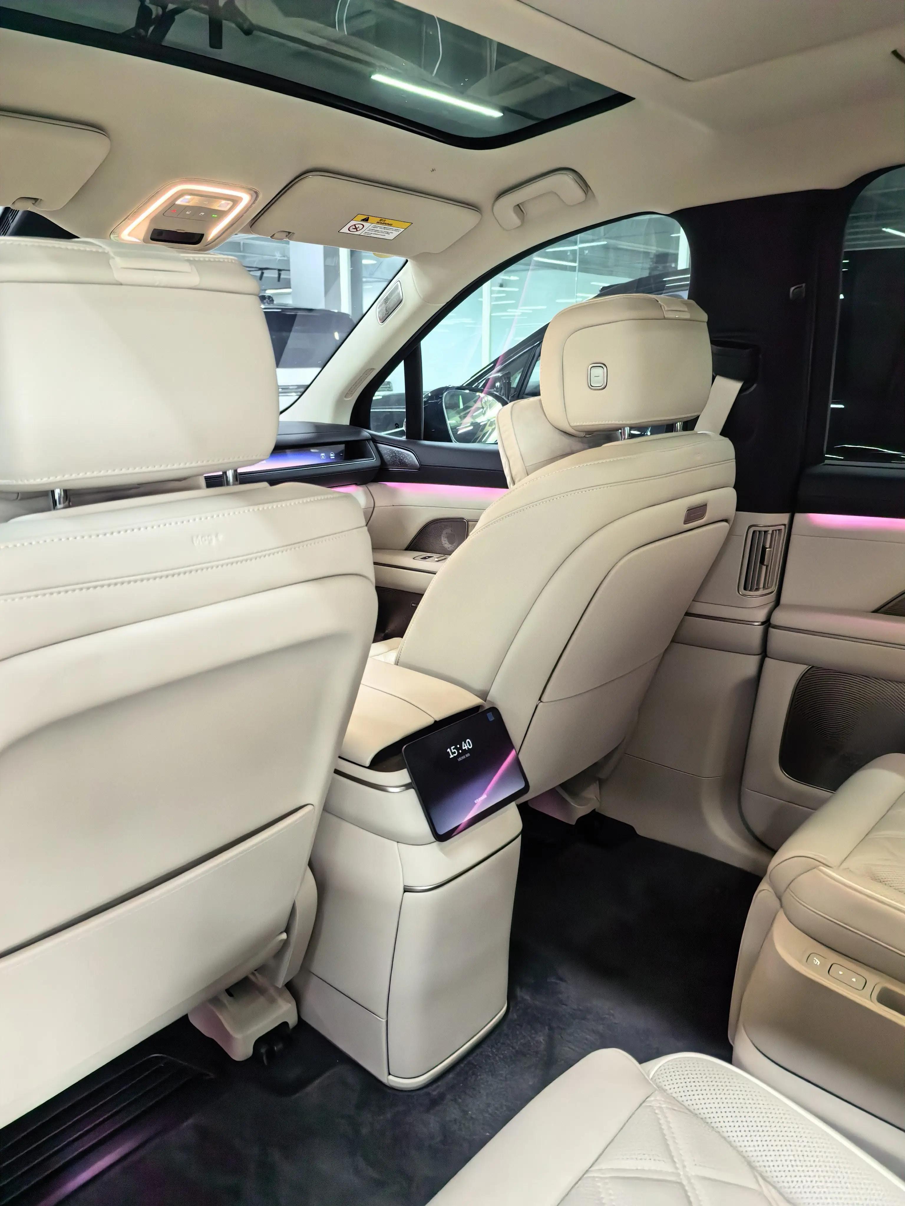 NIO 2026 ES8 6-Seater Executive Luxury Edition Automatic 8
