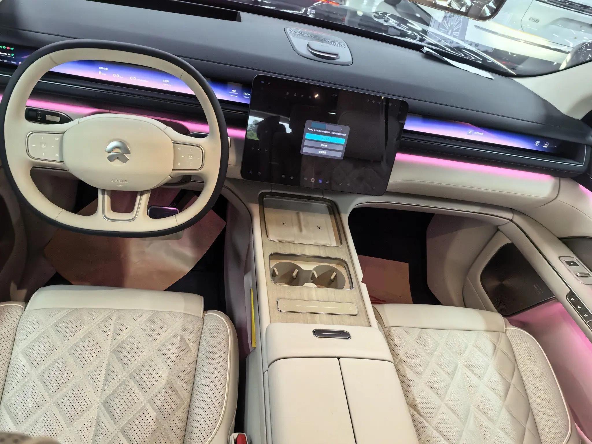 NIO 2026 ES8 6-Seater Executive Luxury Edition Automatic 9