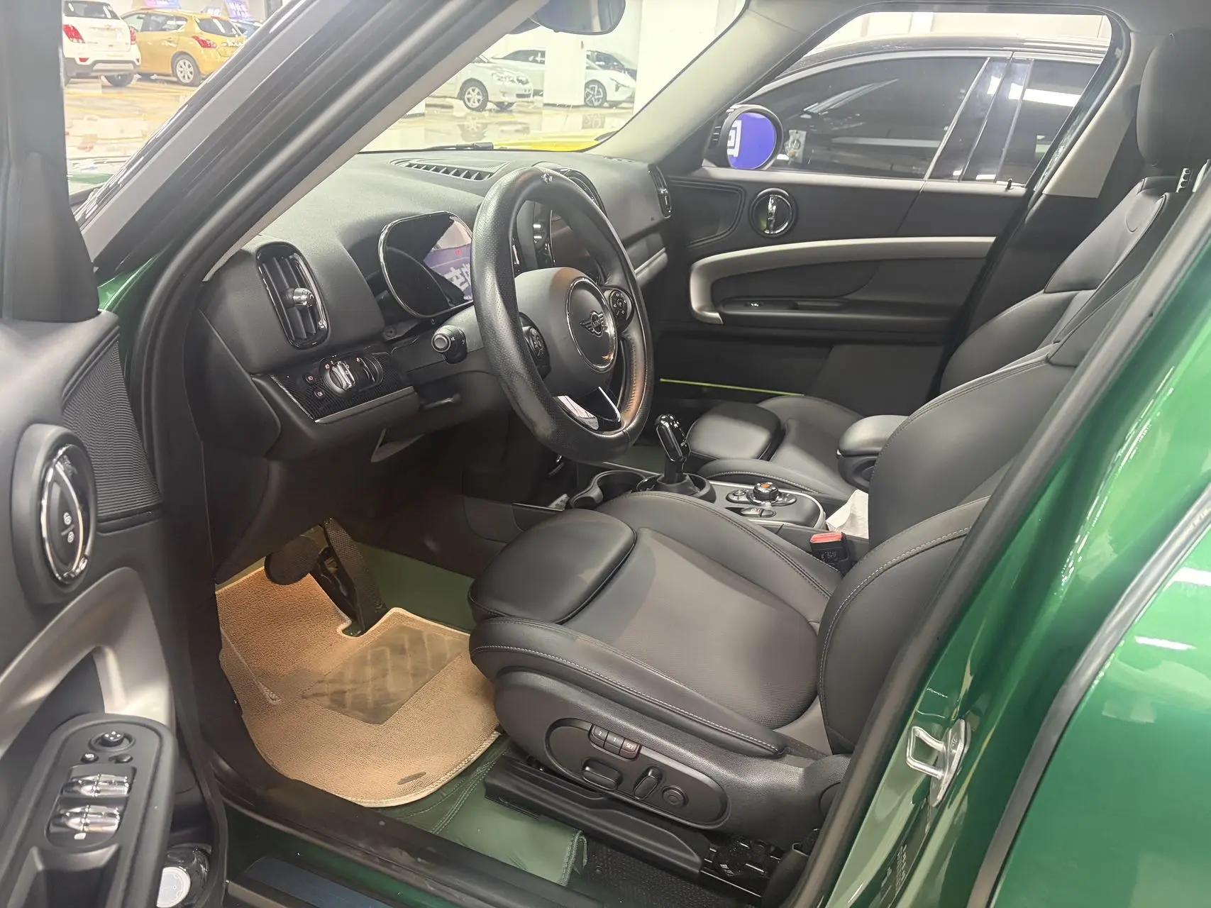 MINI COUNTRYMAN 2021 1.5T COOPER Connoisseur 2