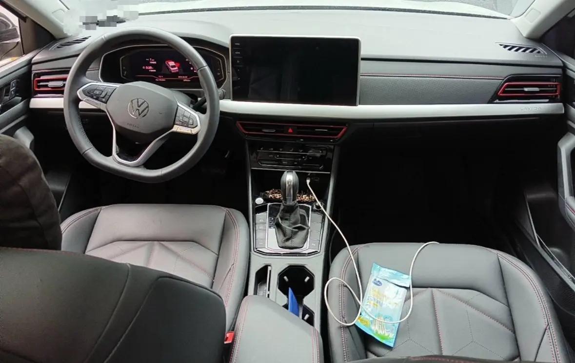 Volkswagen 2024 Lavida 1.5TSI 300TSI Starry Sky Leading Edition Automatic 3