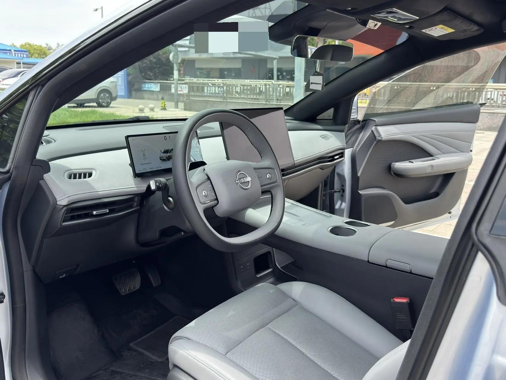 Nissan 2025 N 7 625 Max automatic gear 6