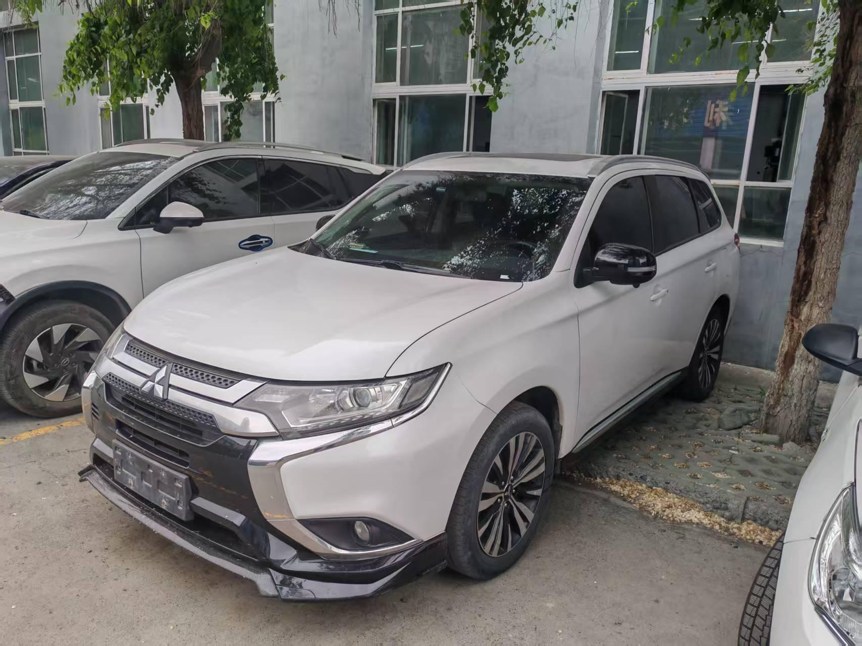 Outlander 2021 2.0L Two-Drive Enjoy Edition 5