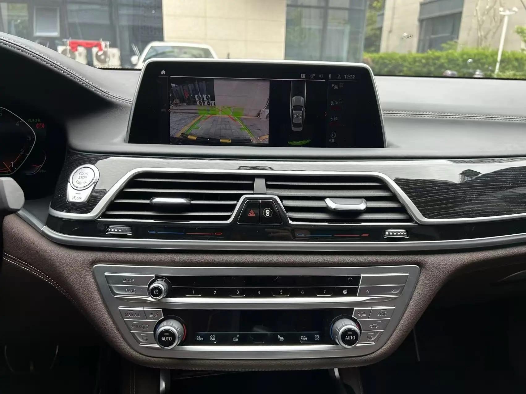 BMW 7 Series 2021 730Li M Sports Suit 7