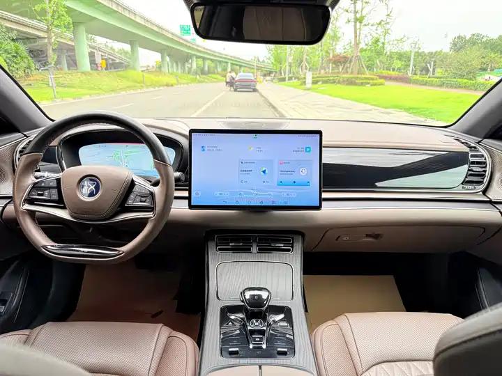 Han 2022 DM-i 121KM exclusive 10