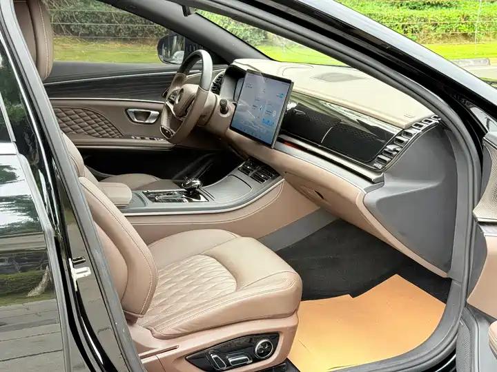Han 2022 DM-i 121KM exclusive 11