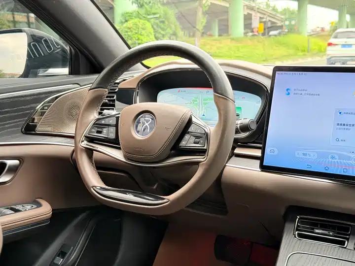Han 2022 DM-i 121KM exclusive 14
