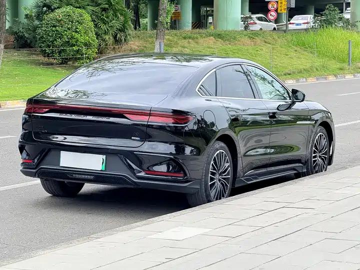 Han 2022 DM-i 121KM exclusive 6
