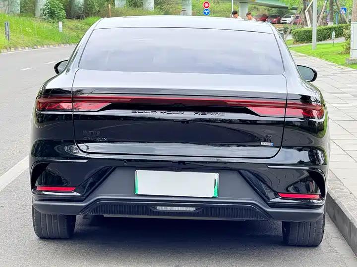 Han 2022 DM-i 121KM exclusive 7