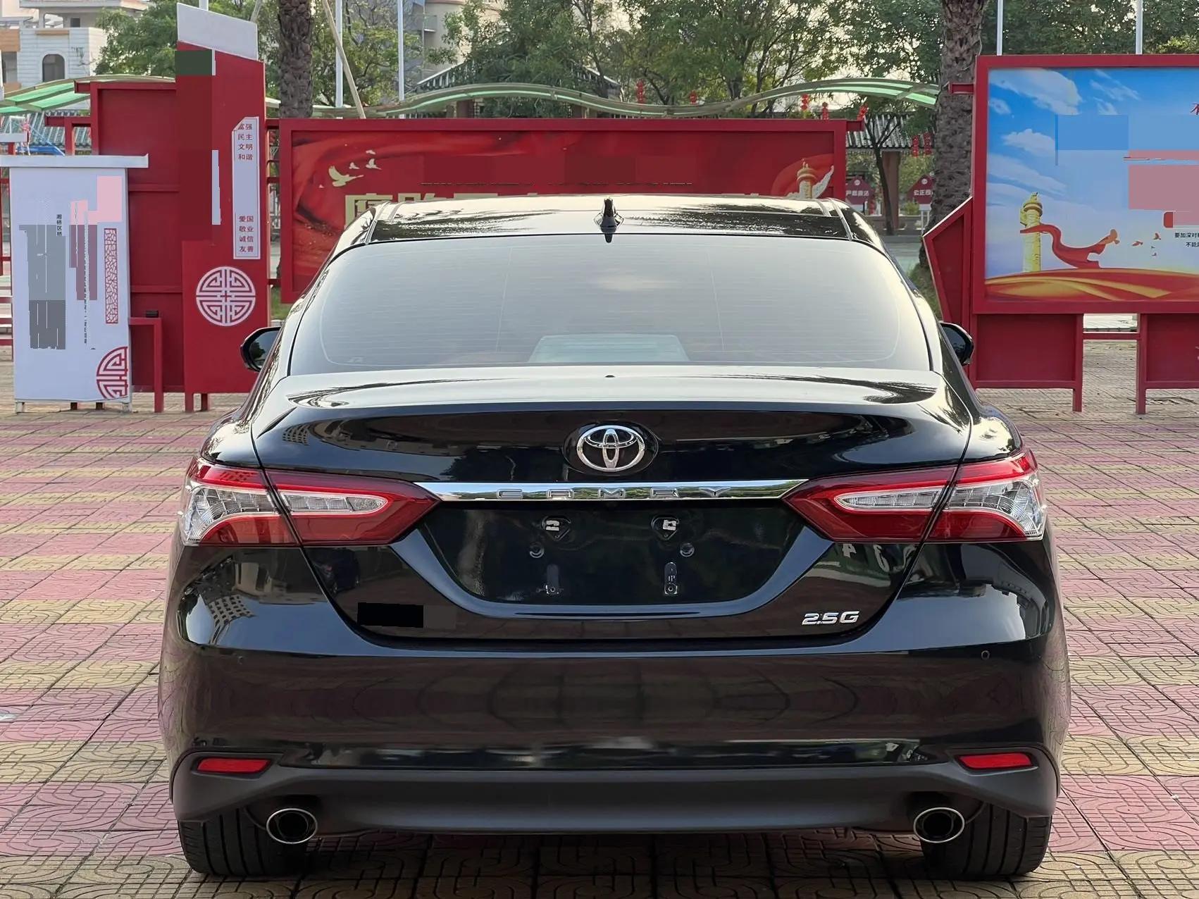 Camry 2021 2.5G Deluxe Edition 8