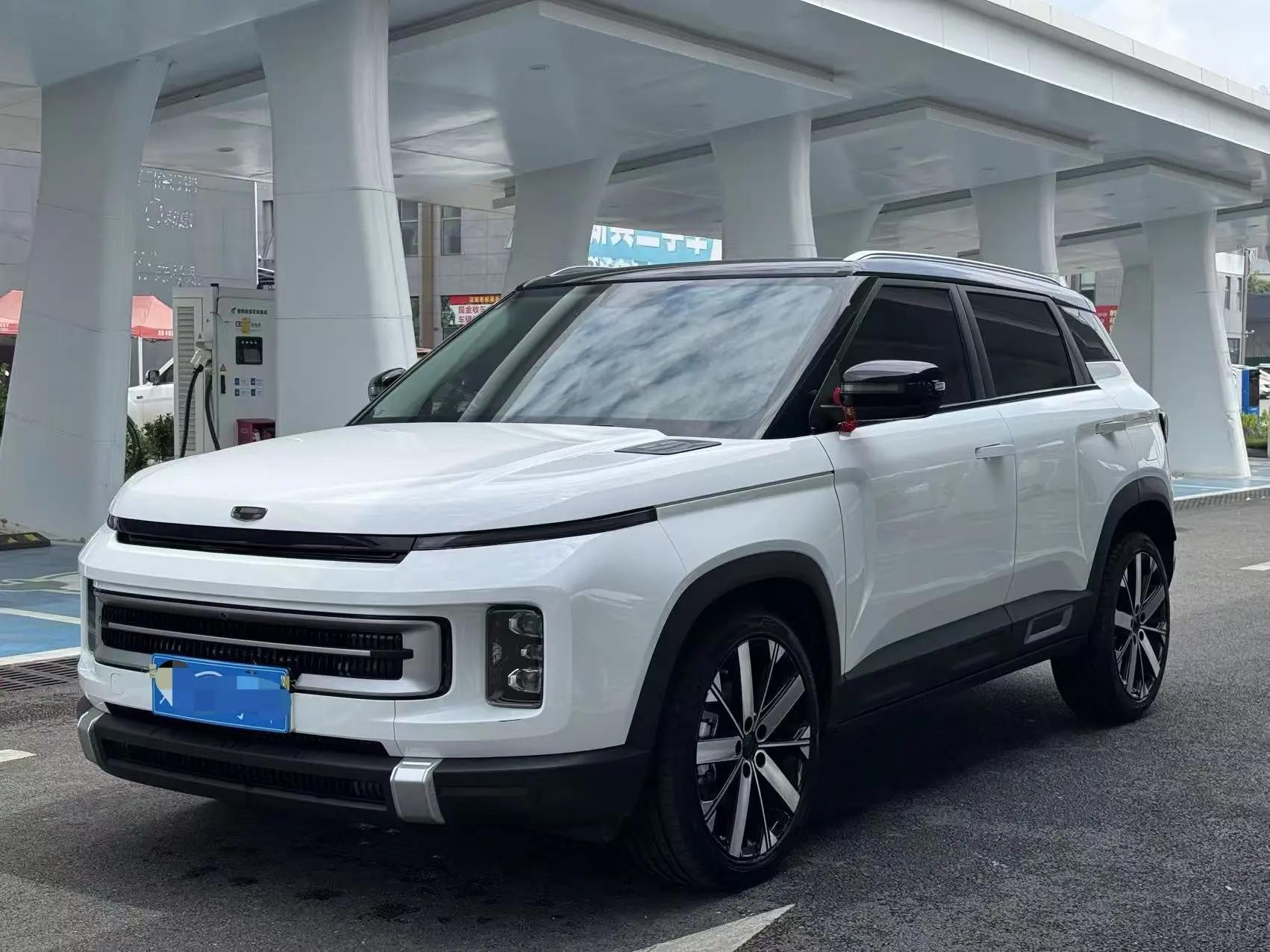 Geely ICON 2023 1.5TD Chocolate Alcoholic Edition