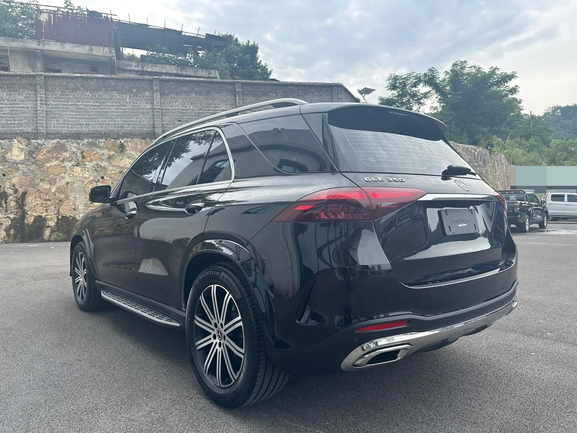 Mercedes Benz GLE (Imported) 2024 GLE 350 4MATIC 48V 2.0T Dynamic Edition Automatic 9