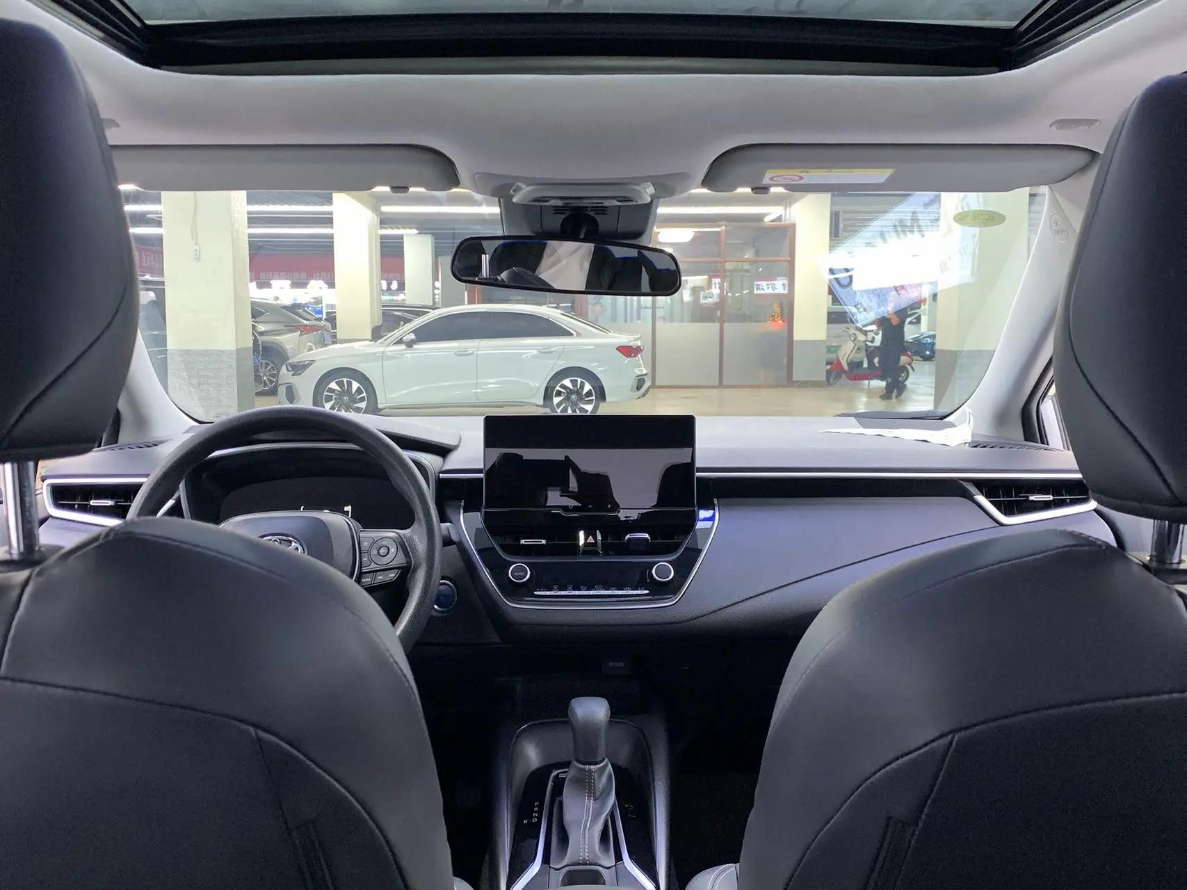 Toyota 2023 Lei Ling Shuangqing 1.8 Stepless Intelligent Electric Hybrid Sports Edition Automatic Gear 12