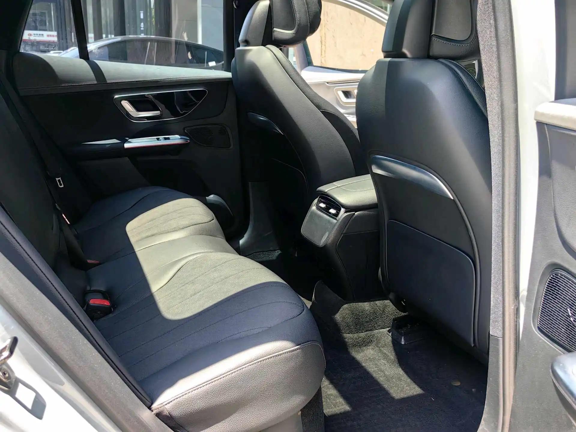 Mercedes Benz EQE SUV 2024 350 4MATIC Deluxe Edition 12