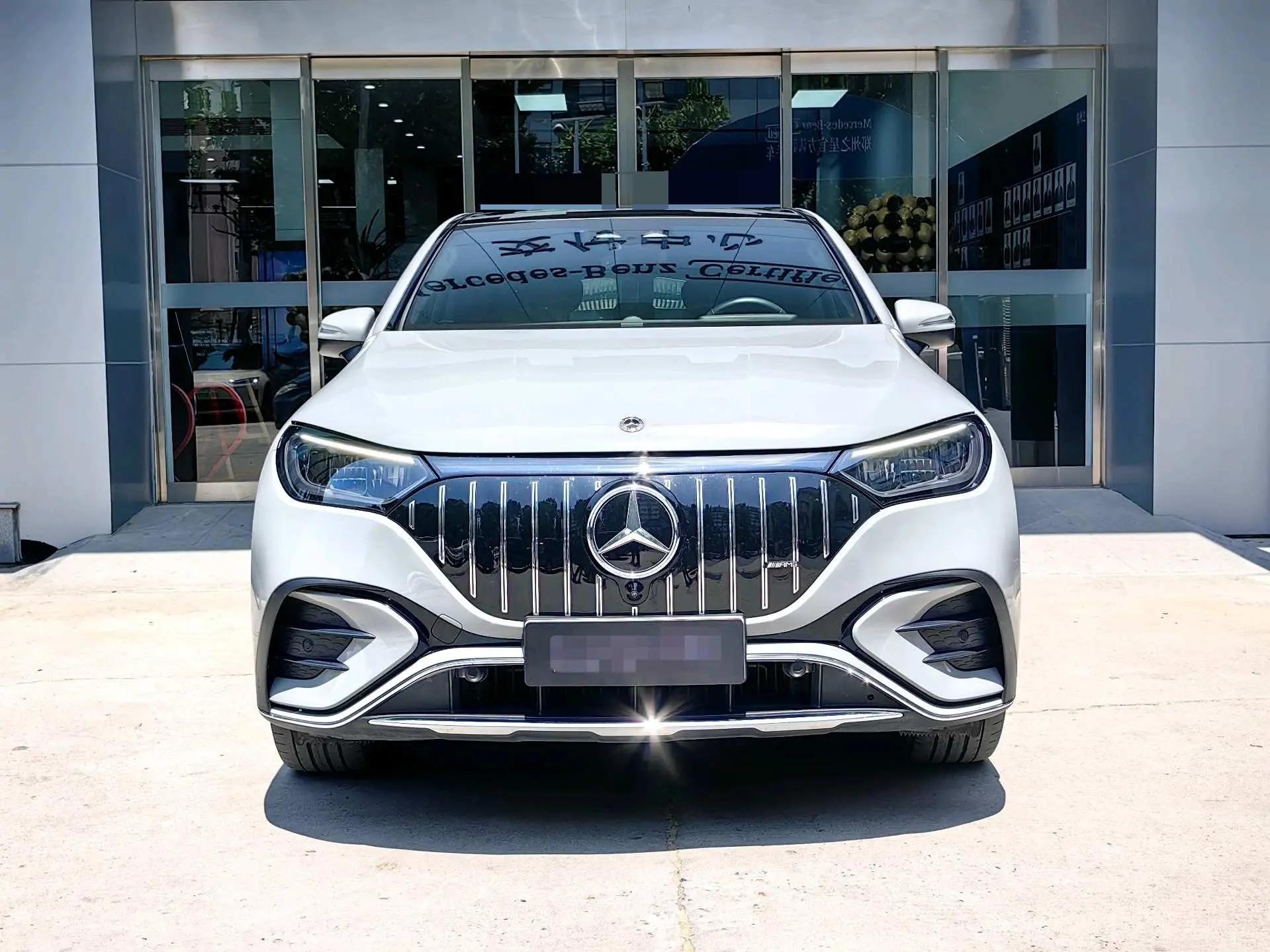 Mercedes Benz EQE SUV 2024 350 4MATIC Deluxe Edition 2