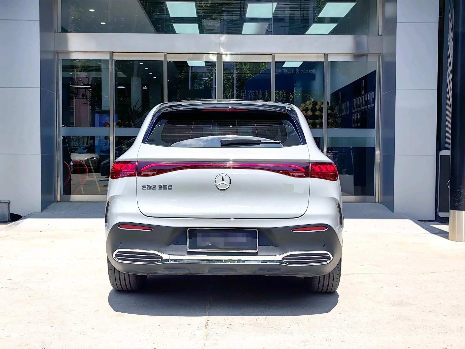 Mercedes Benz EQE SUV 2024 350 4MATIC Deluxe Edition 5
