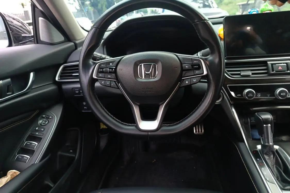 Accord 2022 260TURBO Magic Night Premium Edition 5