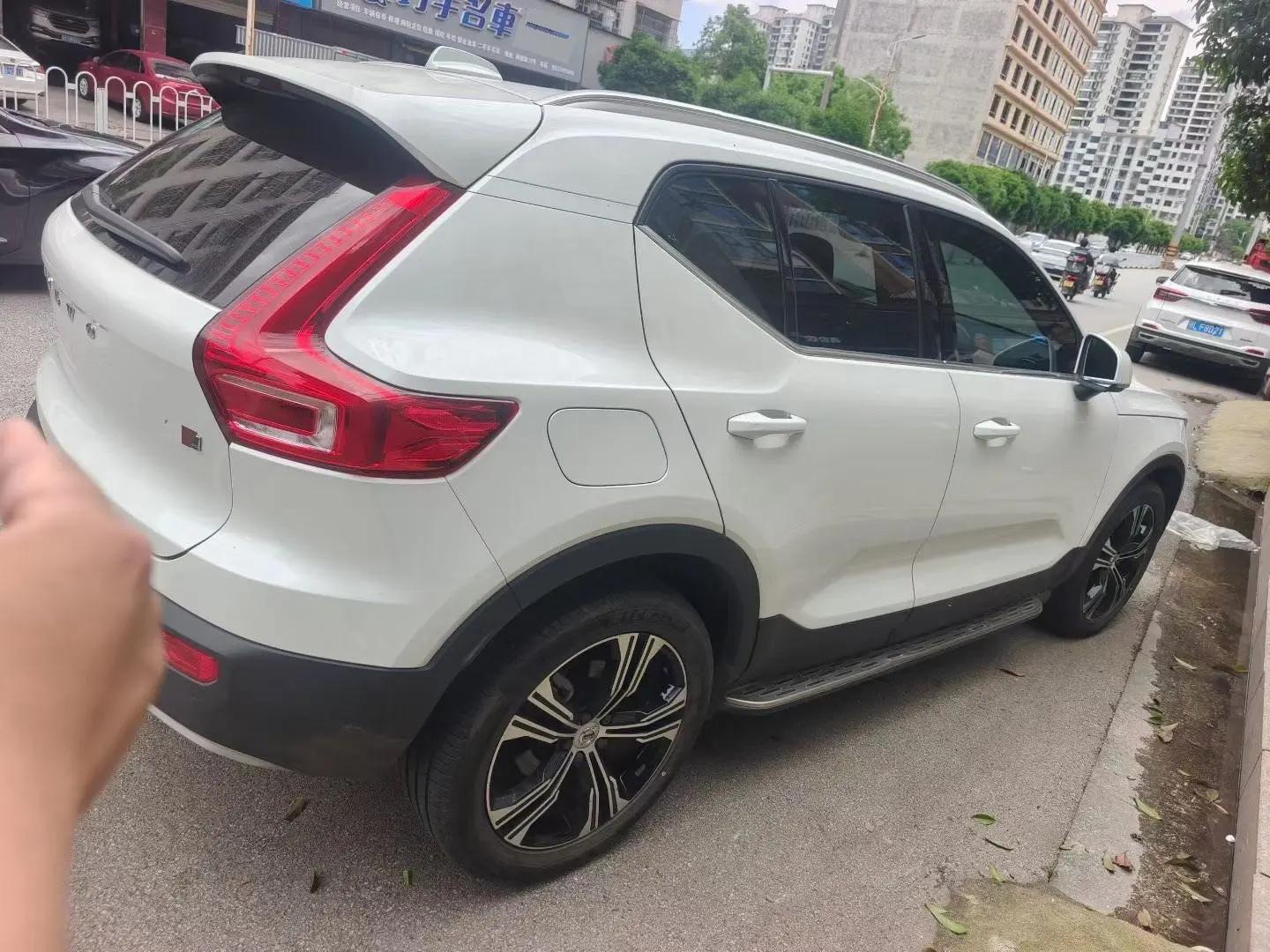 Volvo XC40 2021 T4 4-wheel drive Zhiyuan Deluxe Edition 4