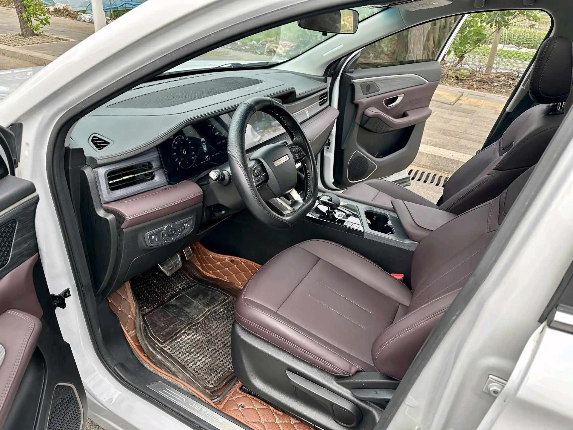 Jetour X90 PLUS 2024 1.6TD DCT Family Happy Edition 7 6