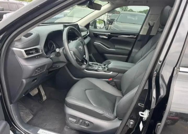 Highlander 2022 380T 4-wheel drive deluxe edition 7 seats 3