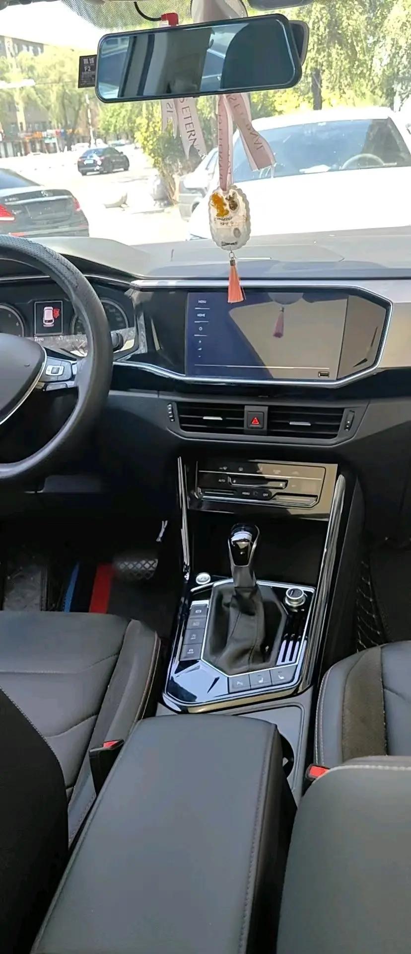Tan Yue 2022 280TSI Two-Drive Deluxe Zhilian Edition 5