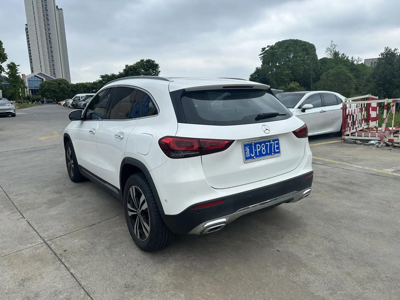 Mercedes Benz GLA 2020 model GLA 200 9