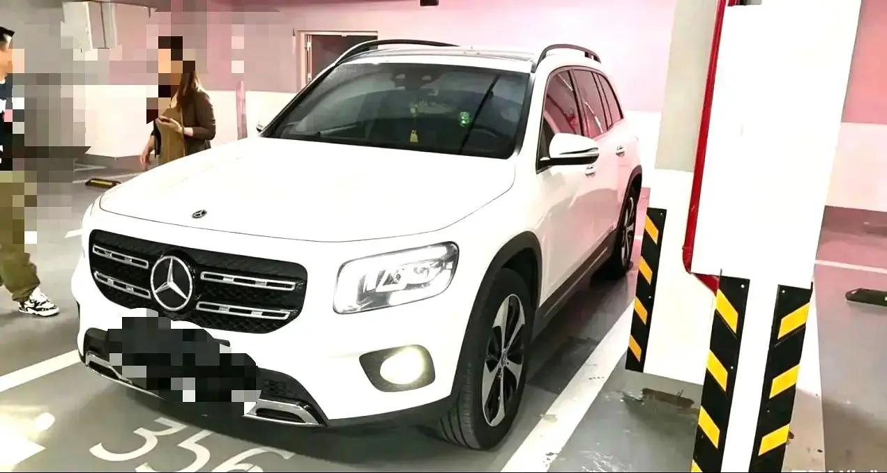 Mercedes Benz GLB 2020 model modified GLB 200 dynamic model