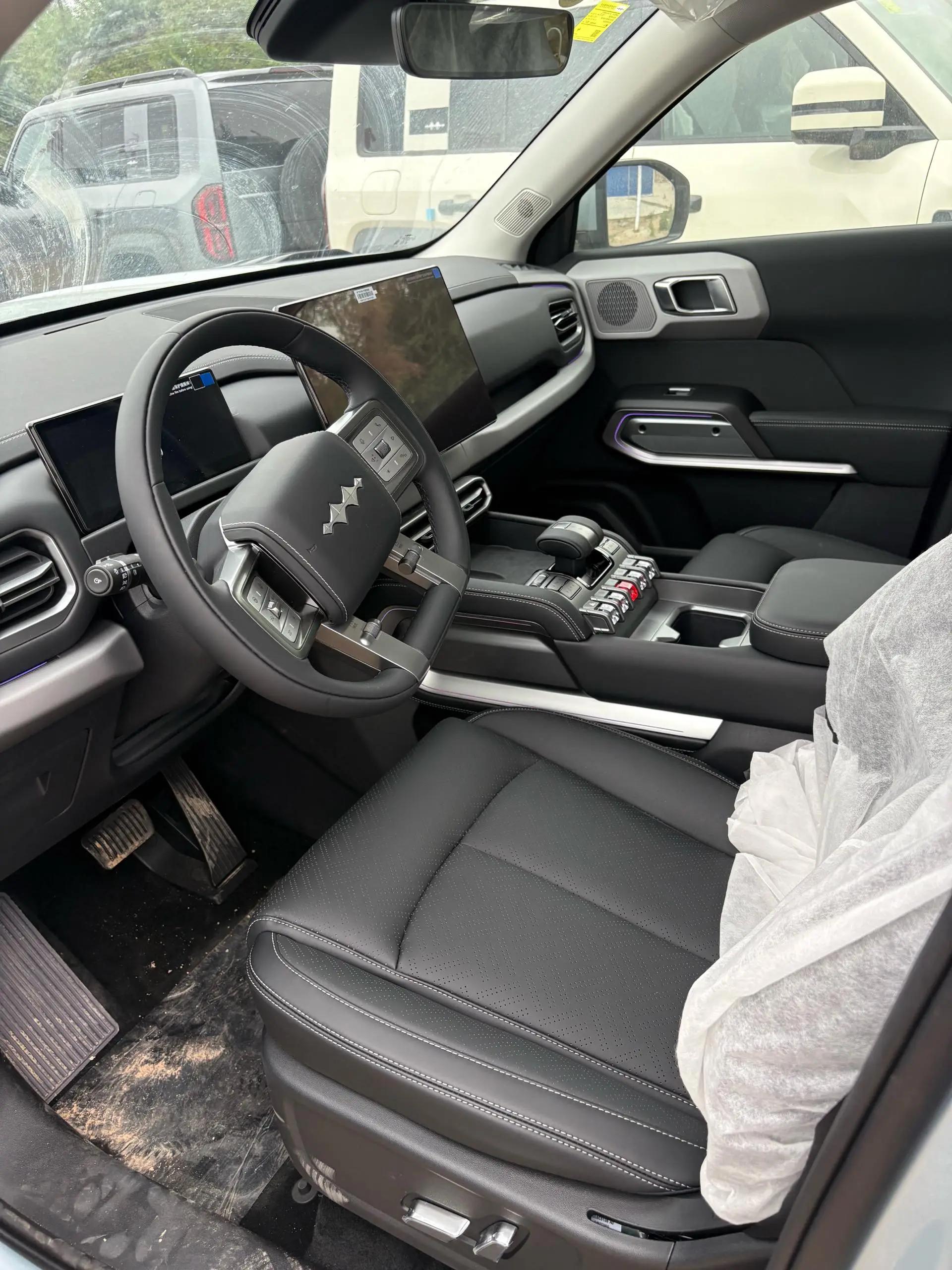 FangChengBao 2025 Titanium 3 501km Four-Wheel Drive Intelligent Driving Max Edition Automatic 3