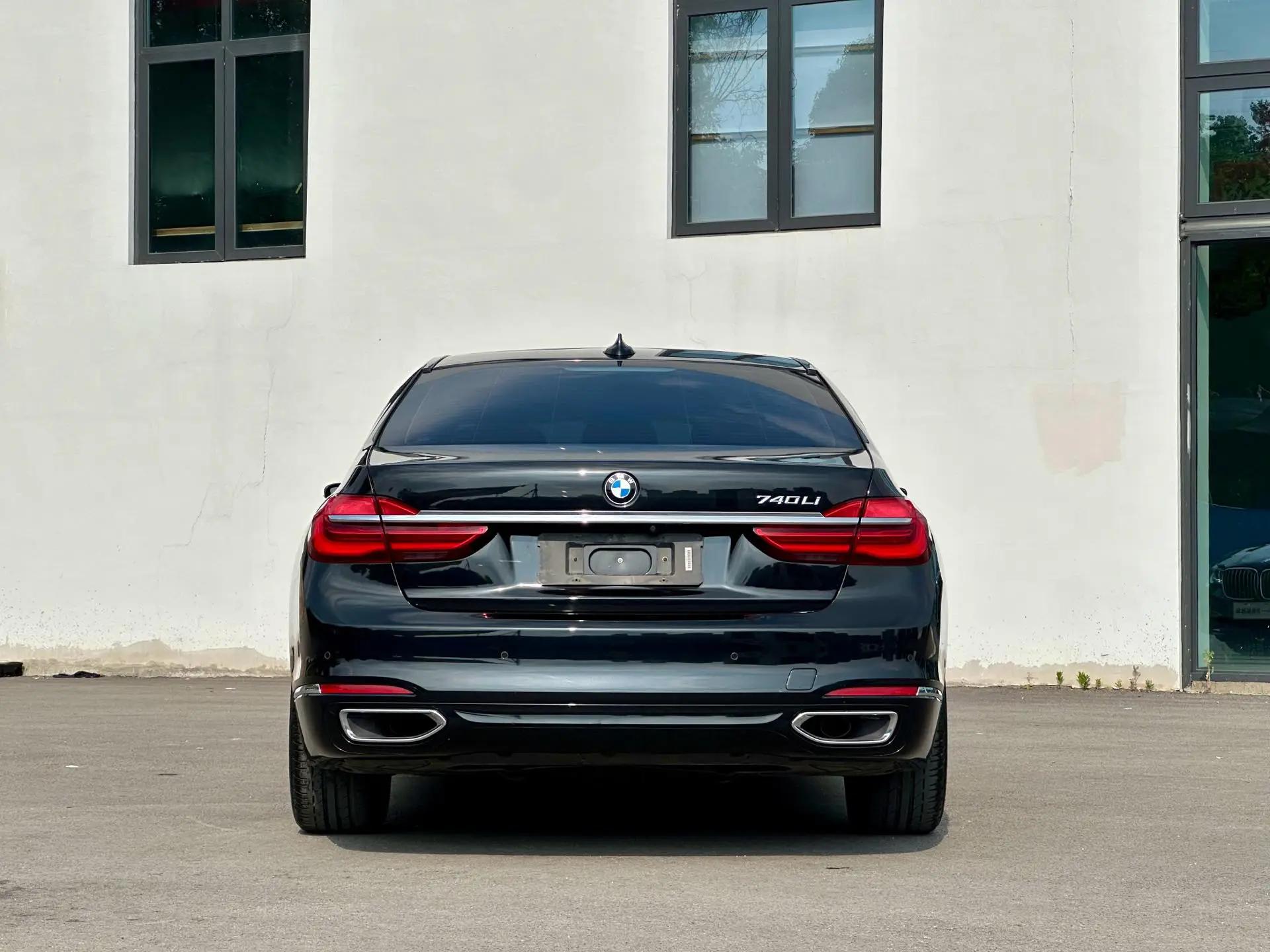 BMW 7 Series 2016 740Li Leading Model 4