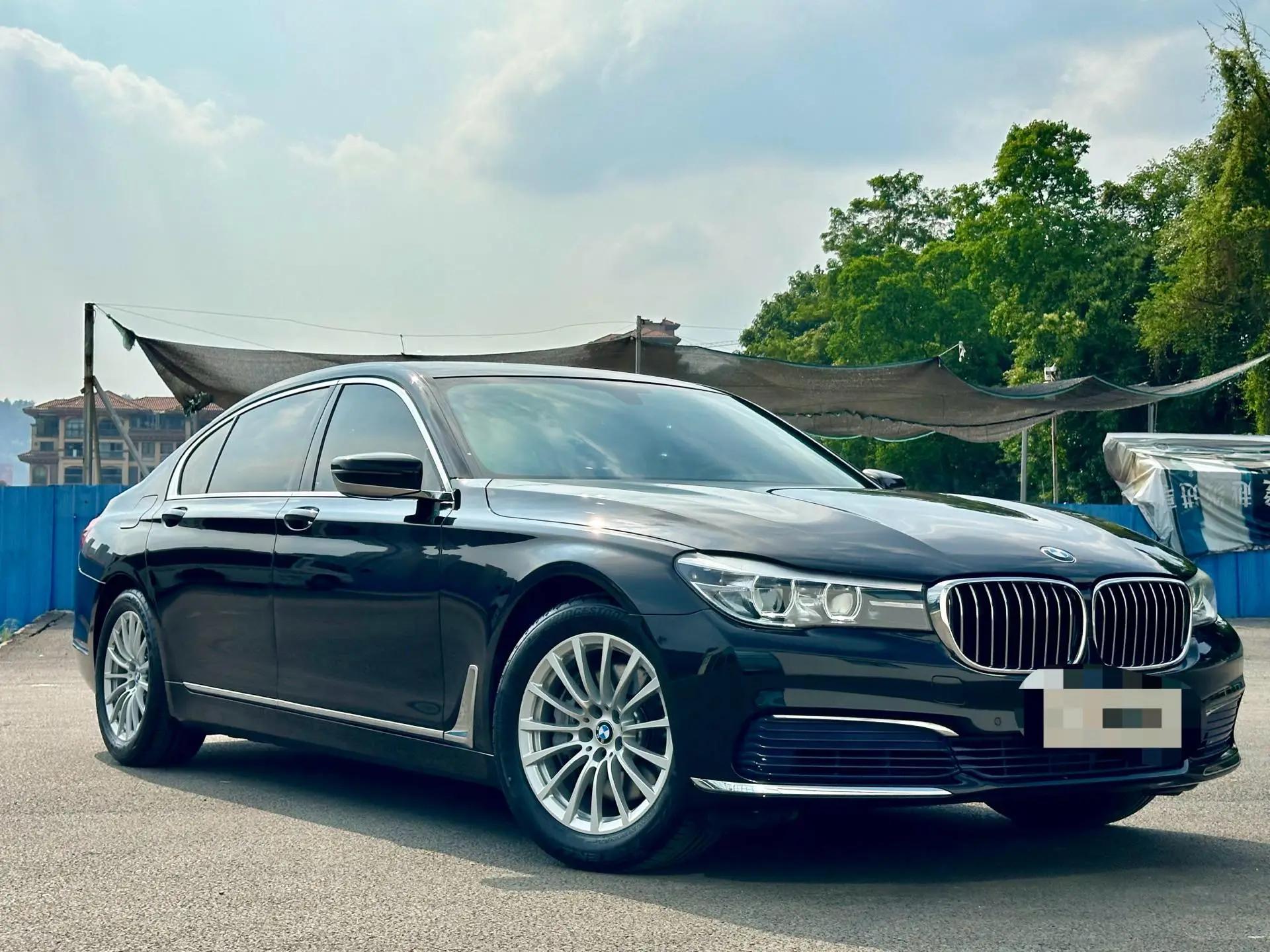 BMW 7 Series 2016 740Li Leading Model 6