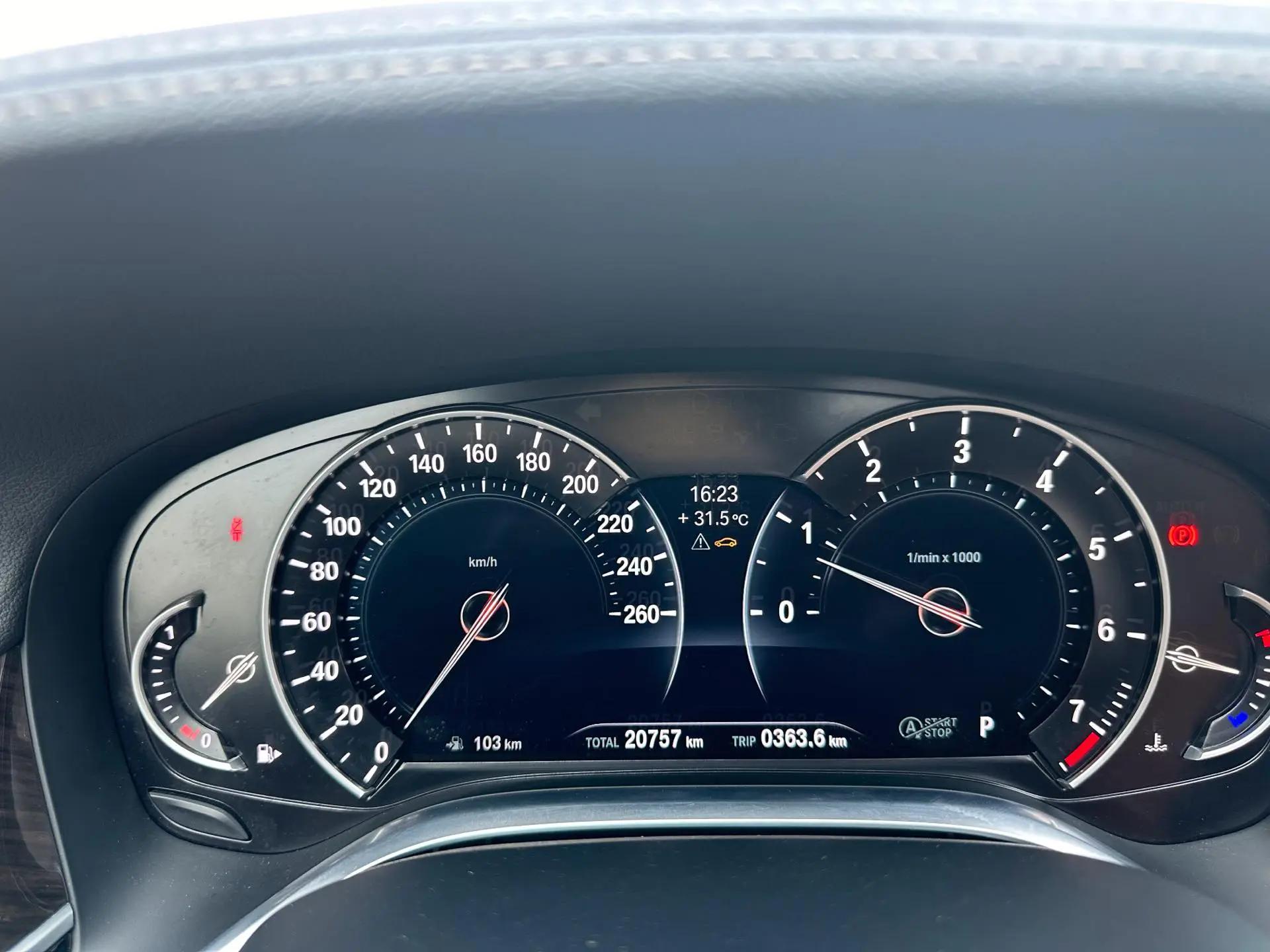 BMW 7 Series 2016 740Li Leading Model 9