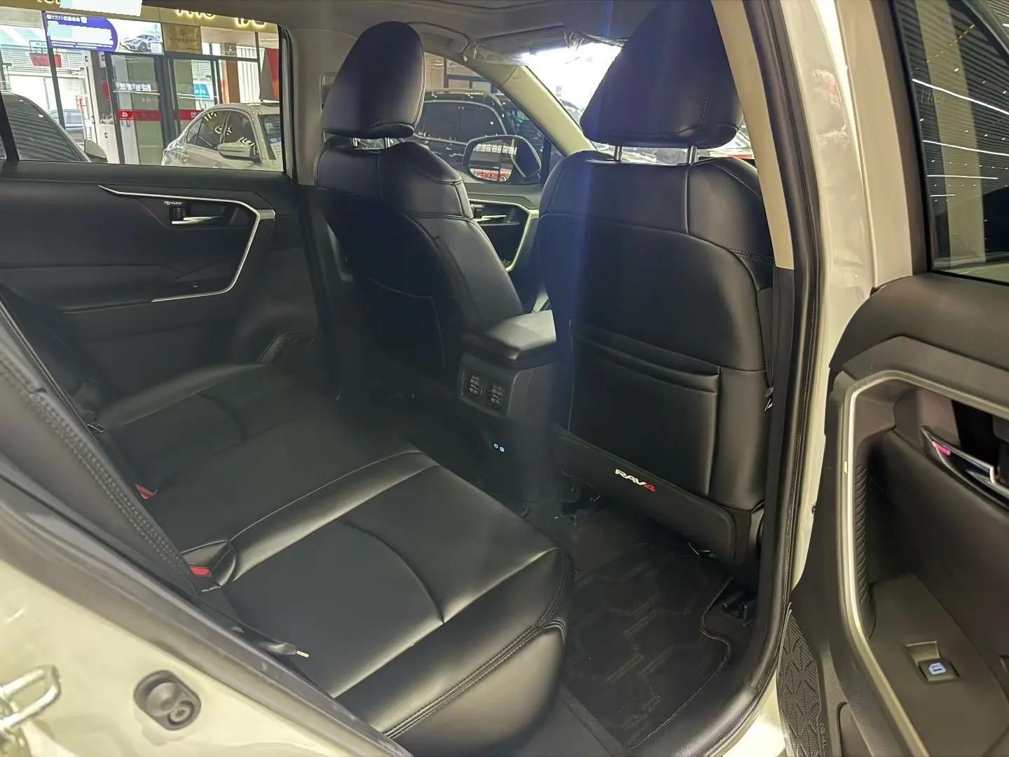 RAV4 Rongfeng 2021 2.0L CVT Two-Drive Fashion Edition 6