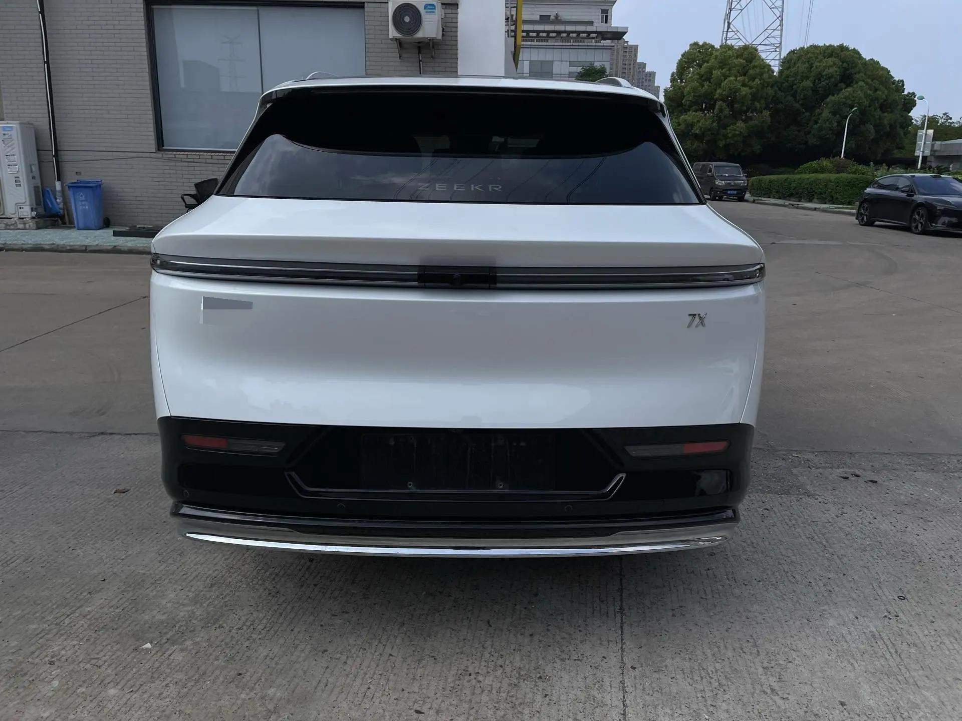 Zeekr 2025 Zeekr 7X 75kWh Rear-Wheel-Drive Intelligent Driving Edition Automatic 4
