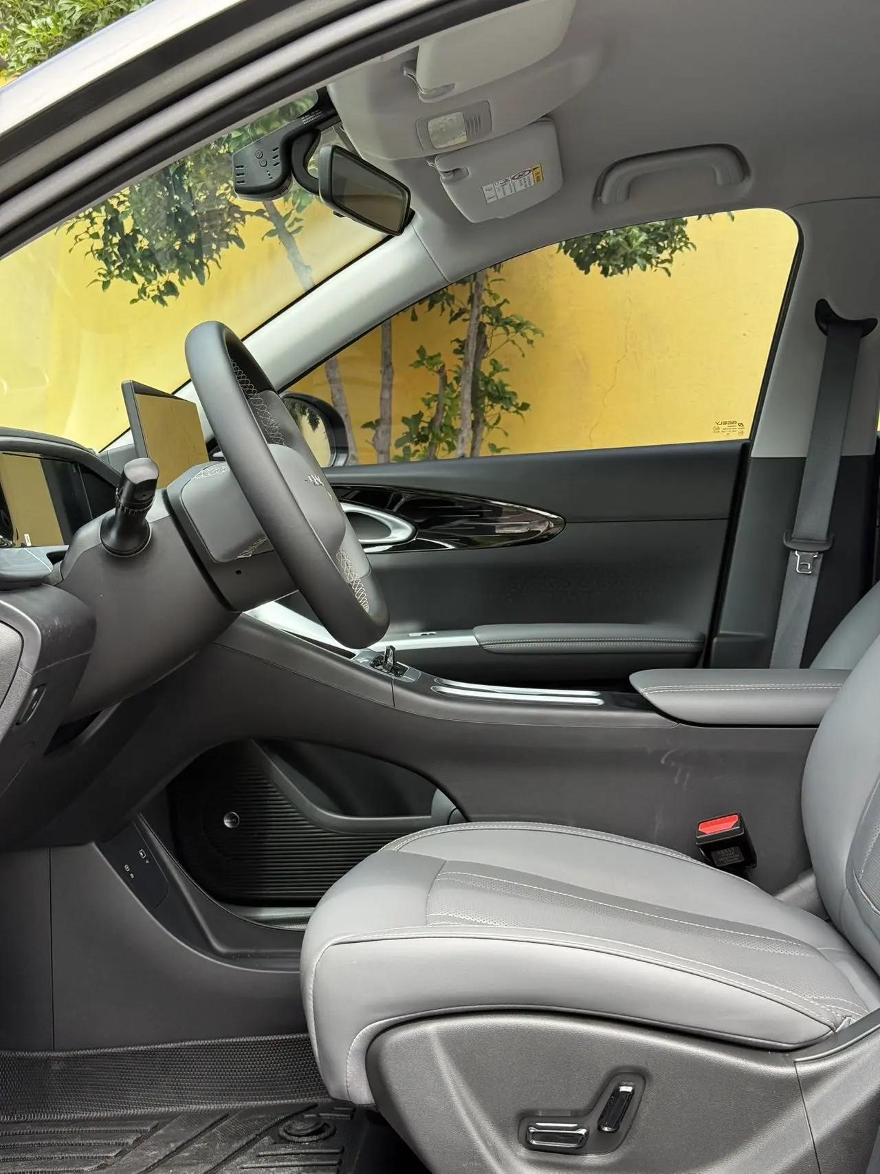 Geely 2025 Star Wish UP 410km Discovery Edition Automatic Gear 4