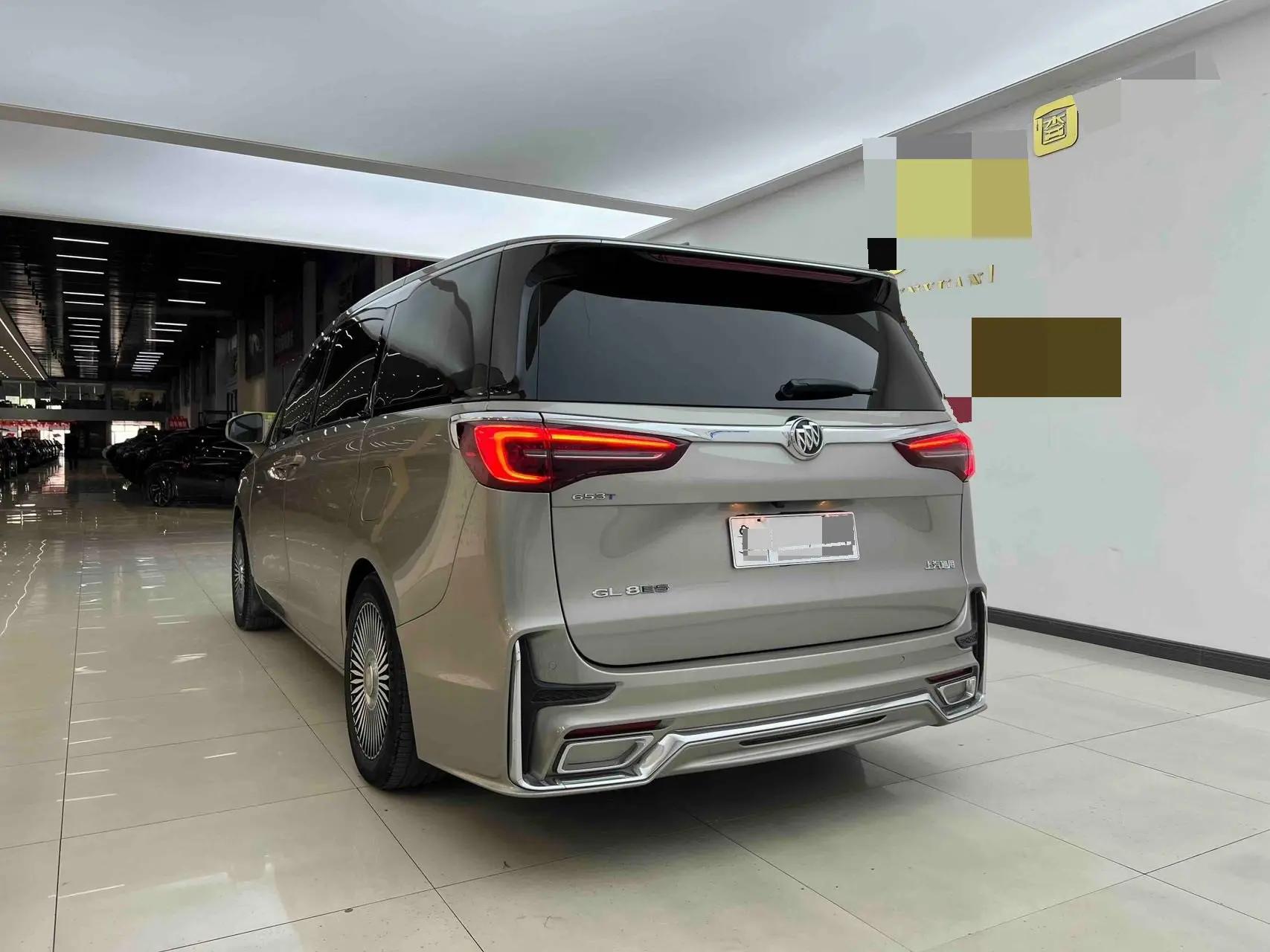 Buick GL8 2022 ES Lu Zun 653T Comfort 9