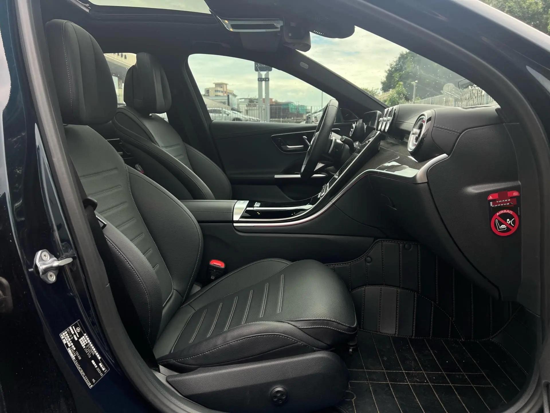 Mercedes Benz Class C 2023 C 260 L Night Sports Edition 3