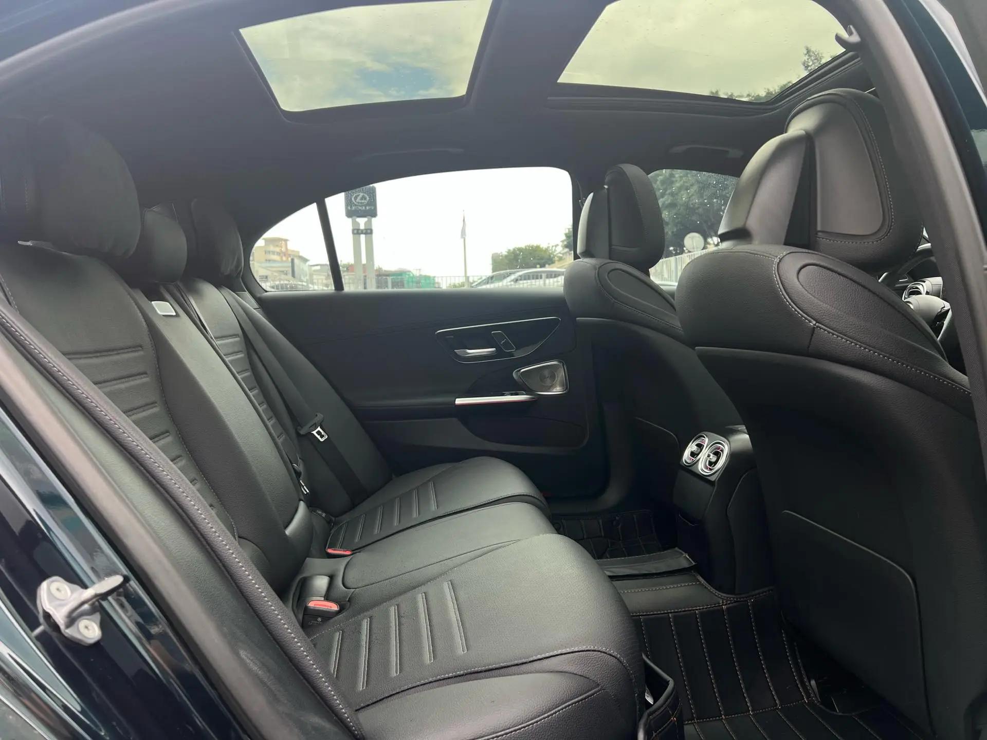 Mercedes Benz Class C 2023 C 260 L Night Sports Edition 5
