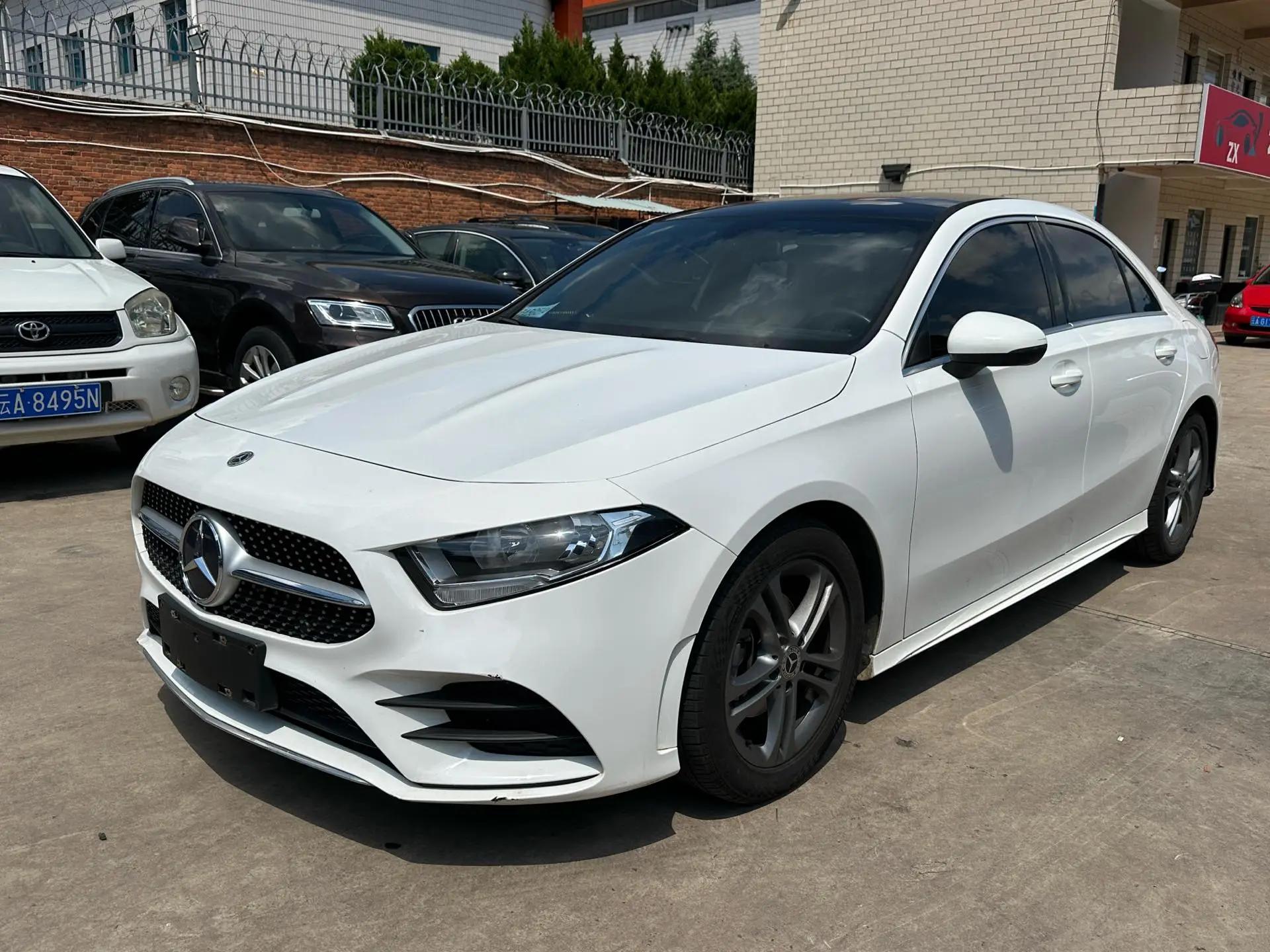 Mercedes Benz Class A 2022 model facelift A 180 L sports car