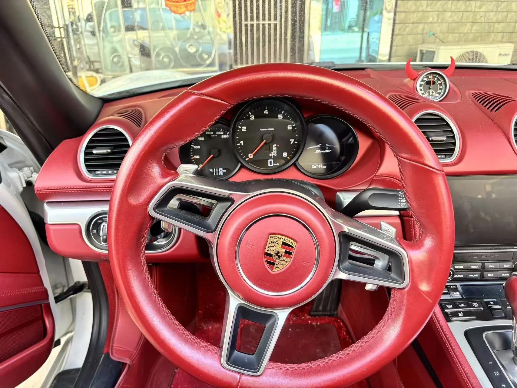 Porsche 718 2020 Boxster 2.0T 7