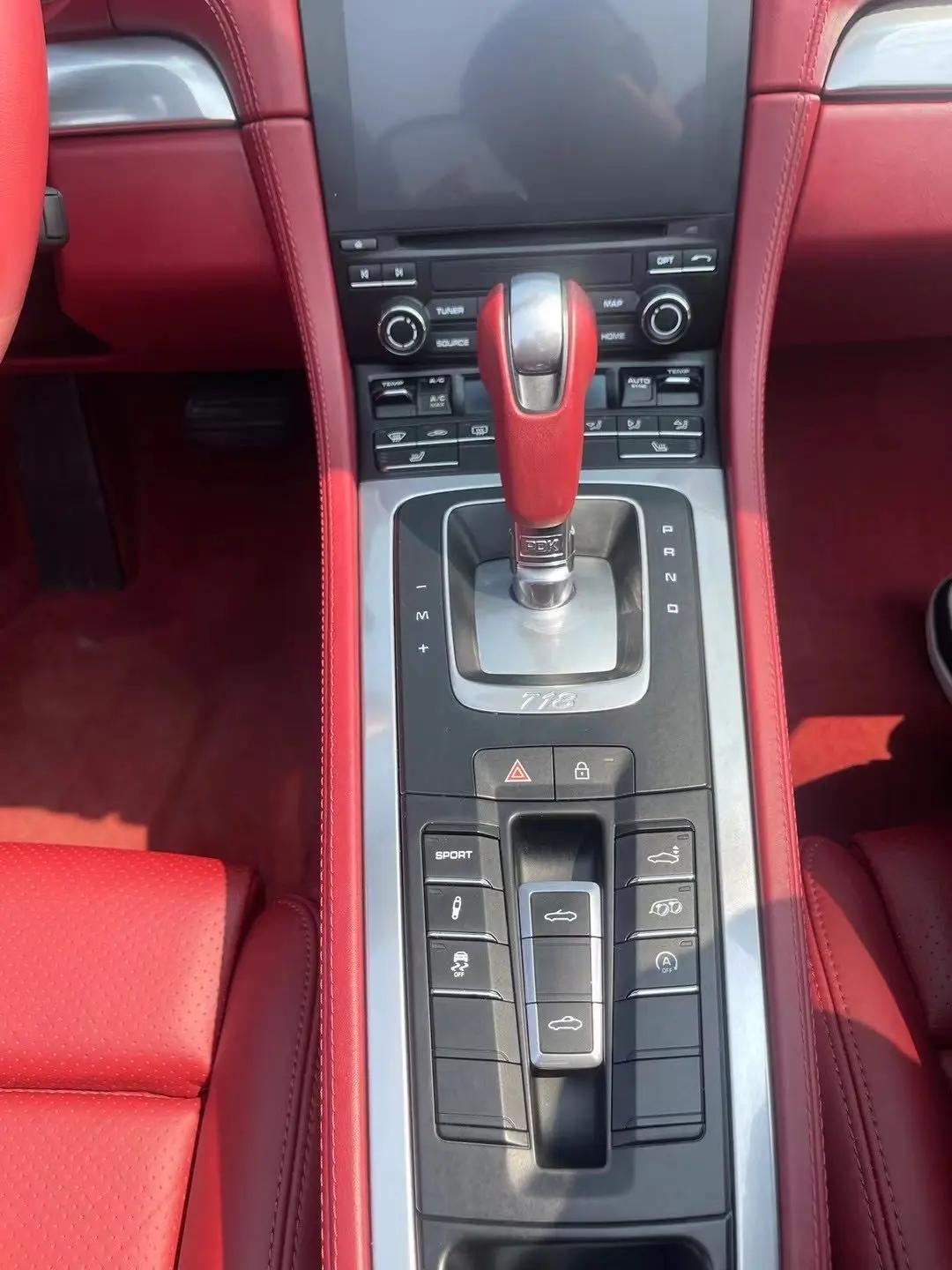 Porsche 718 2020 Boxster 2.0T 8