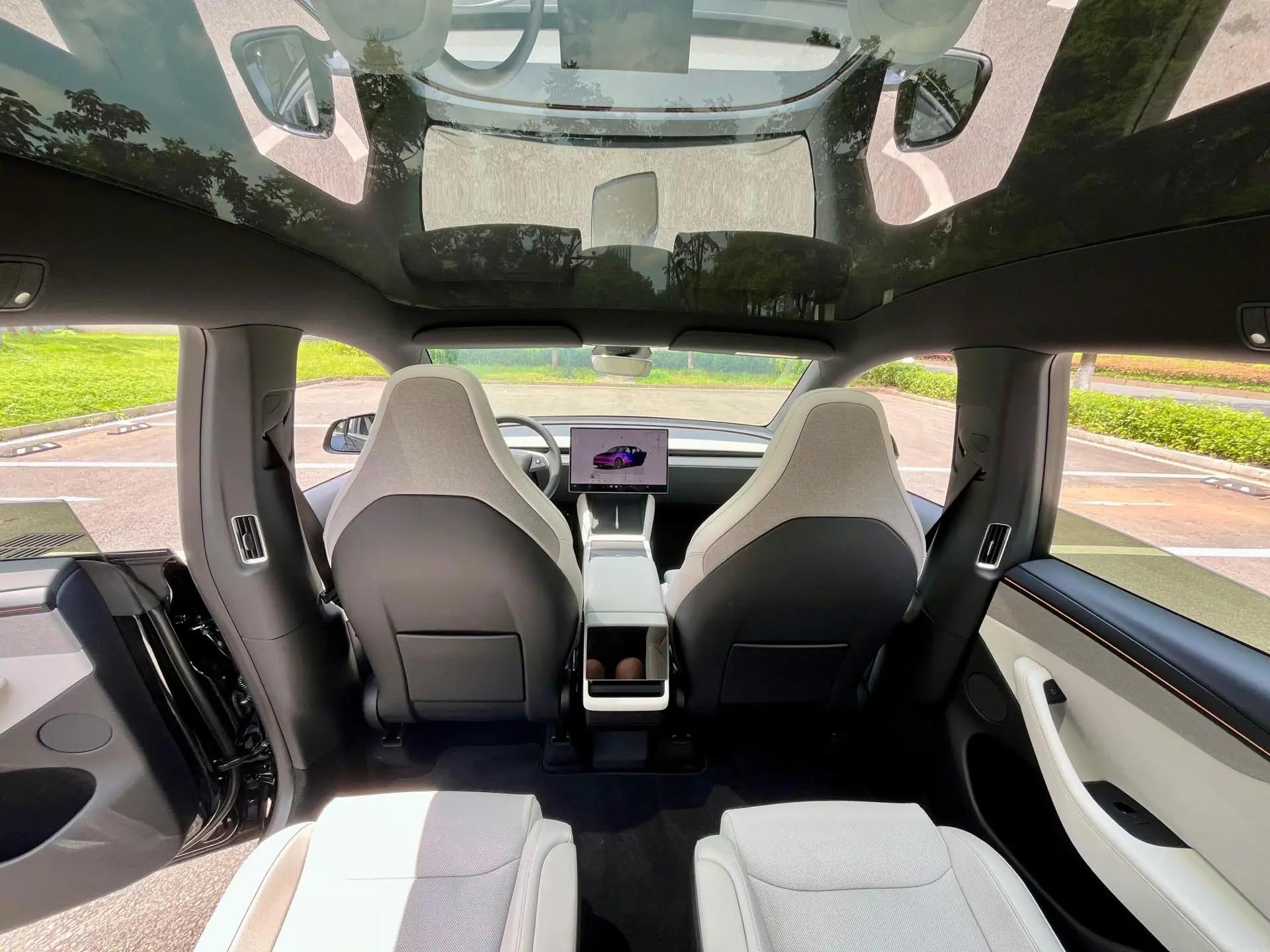 Tesla 2025 Model Y Long Range All-Wheel Drive Automatic 5