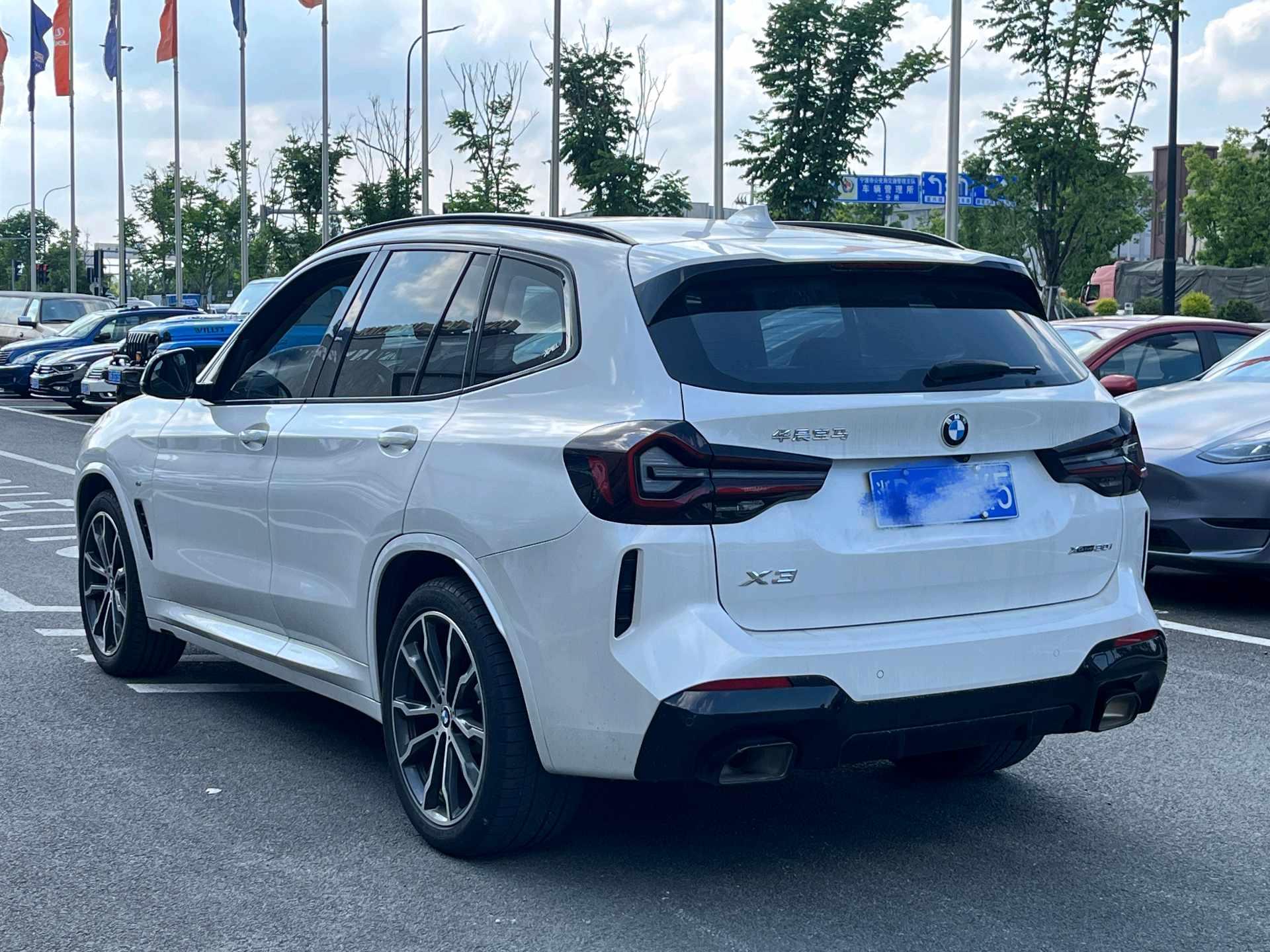 BMW X3 2022 xDrive30i Leading M Obsidian Night Suit 7