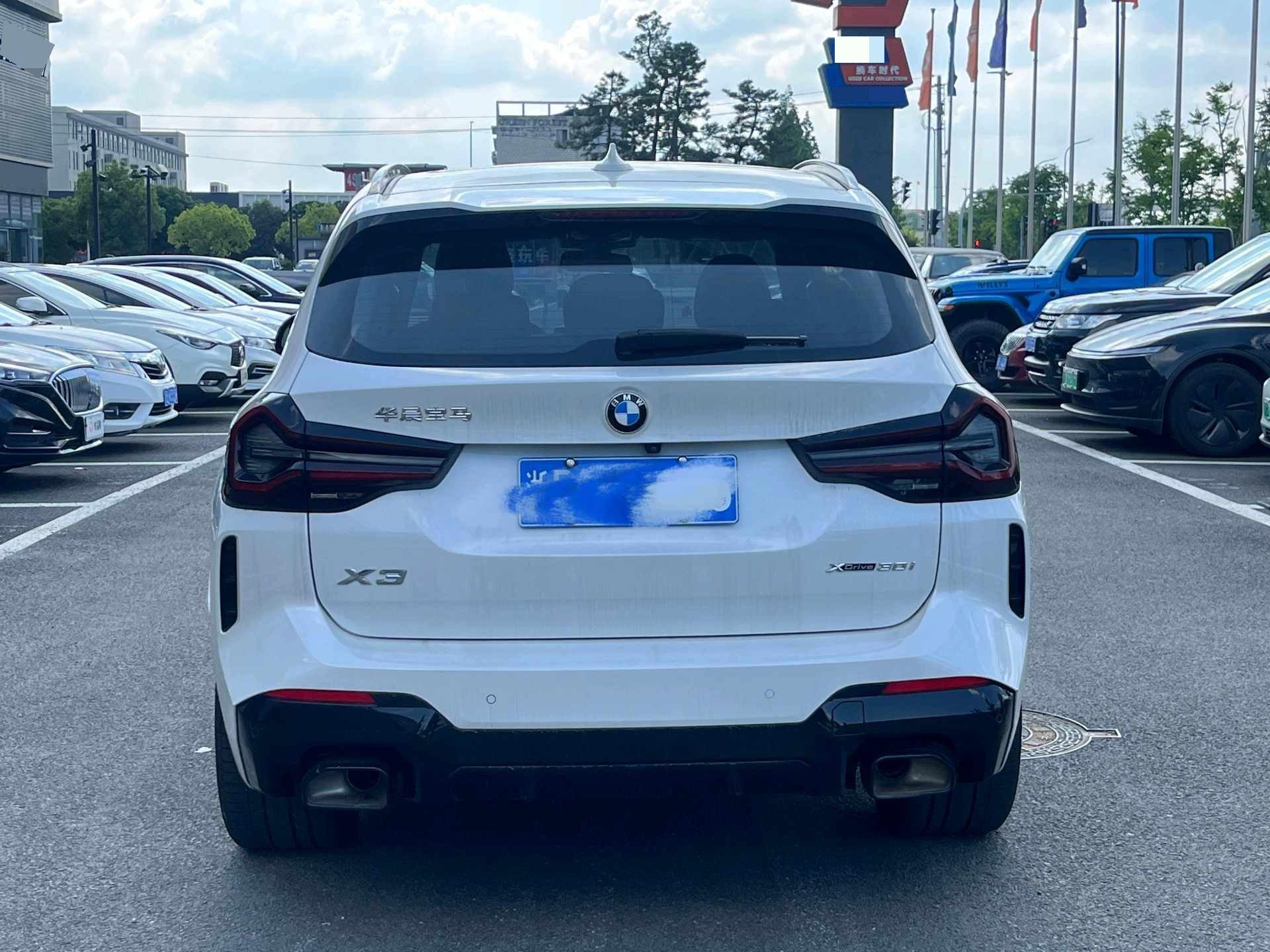 BMW X3 2022 xDrive30i Leading M Obsidian Night Suit 8