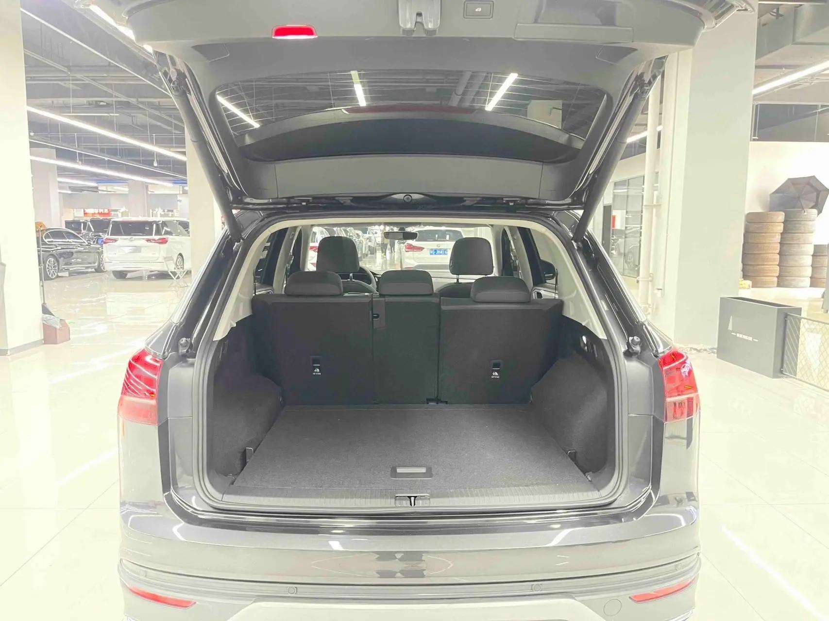 Tan Yue 2022 280TSI Two-Drive Deluxe Zhilian Edition 11