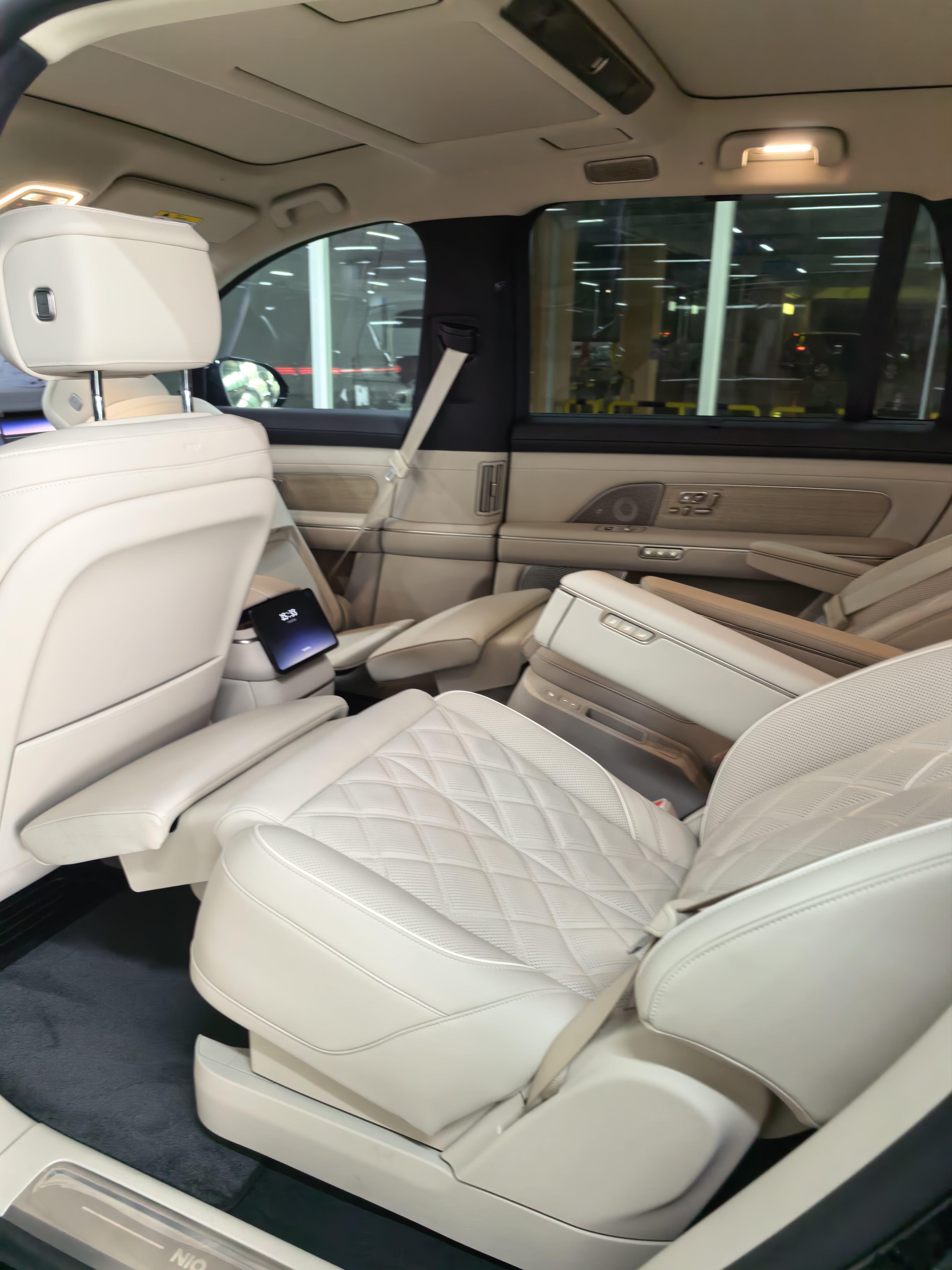 NIO 2026 ES8 6-seat executive signature version automatic gear 8