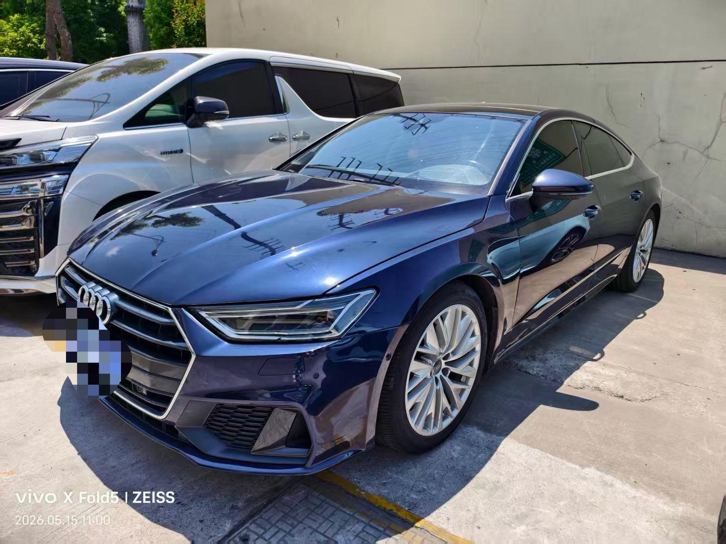 Открыть галерею: Audi A7 2021 45 TFSI Selection