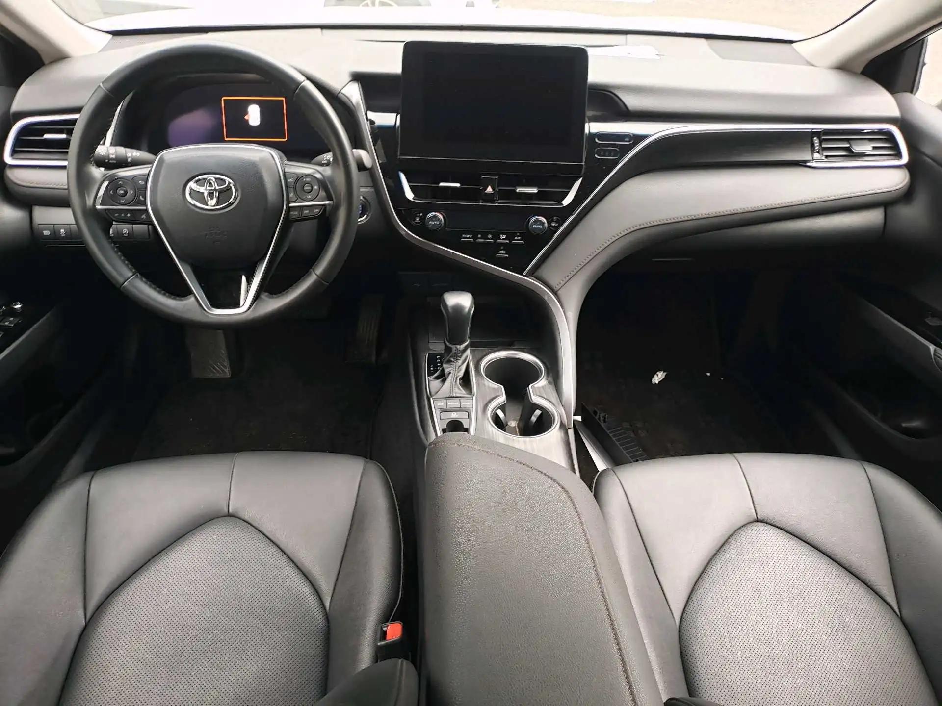 Camry 2021 2.5G Deluxe Edition 4